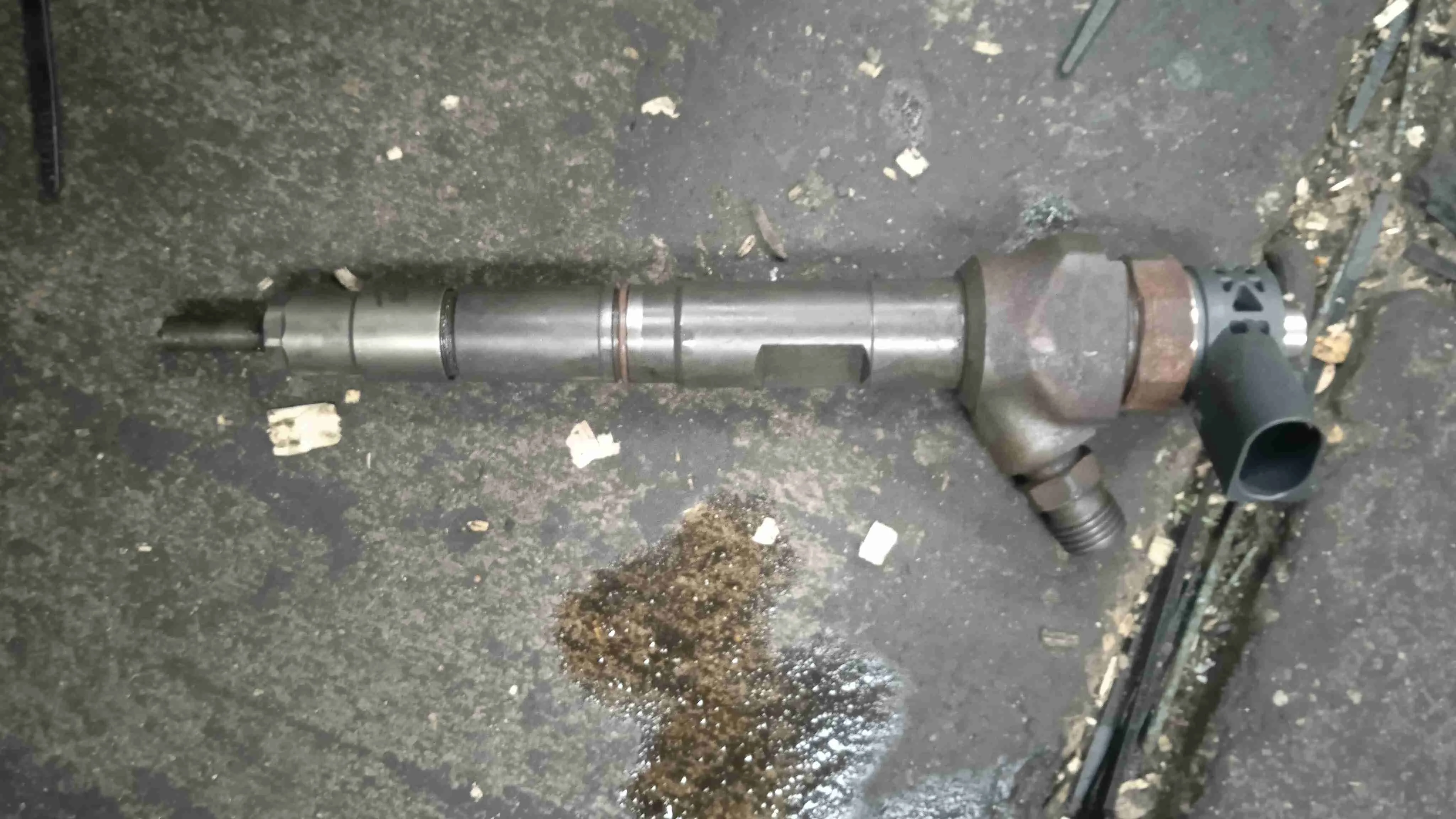 Форсунка Volkswagen I рестайлинг (2011—2018) 03L130277J
 CFFB