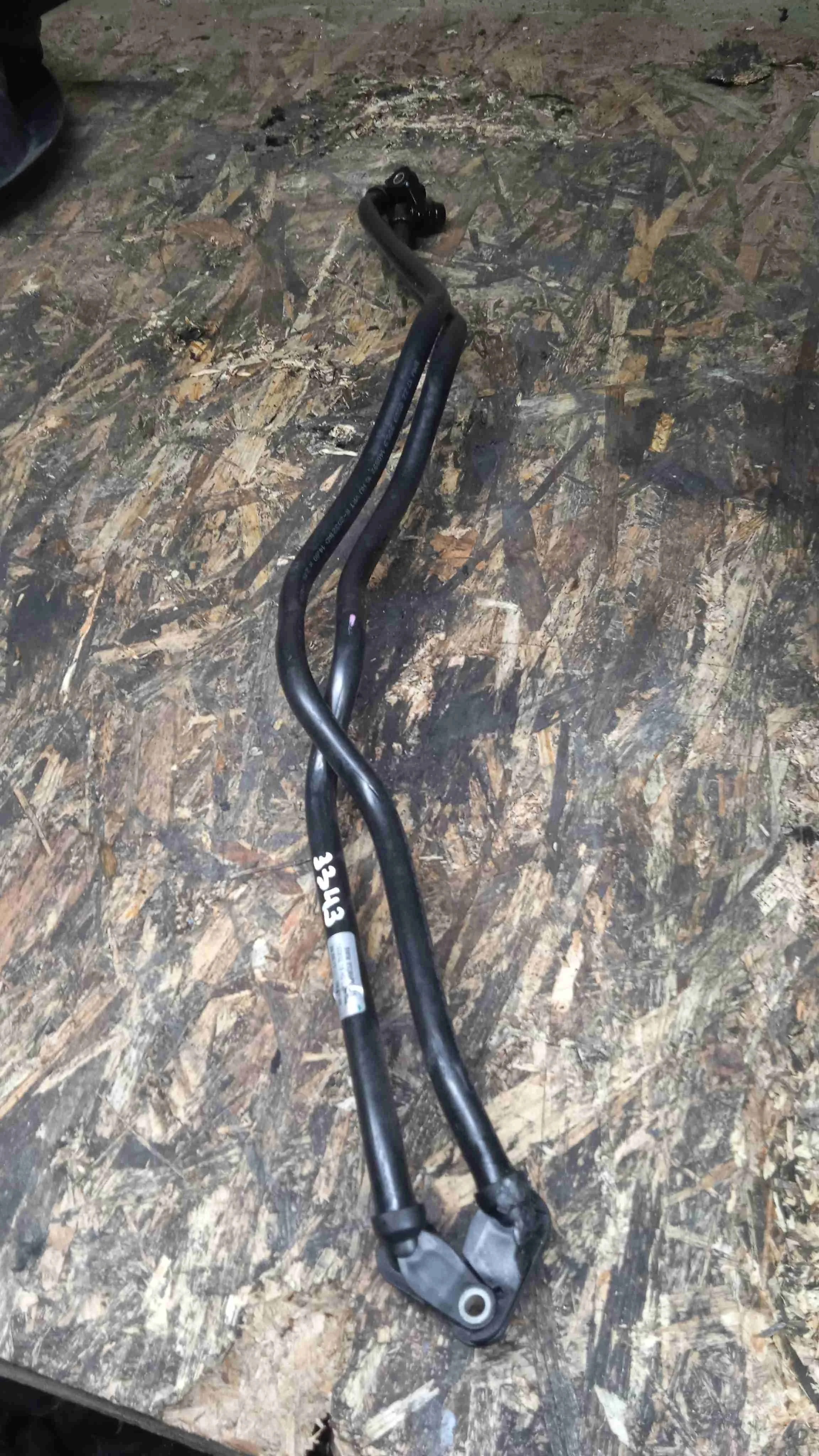 Трубка охлаждающей жидкости пластиковая BMW F15 (2013—2018) 17228509993
 N57D30A