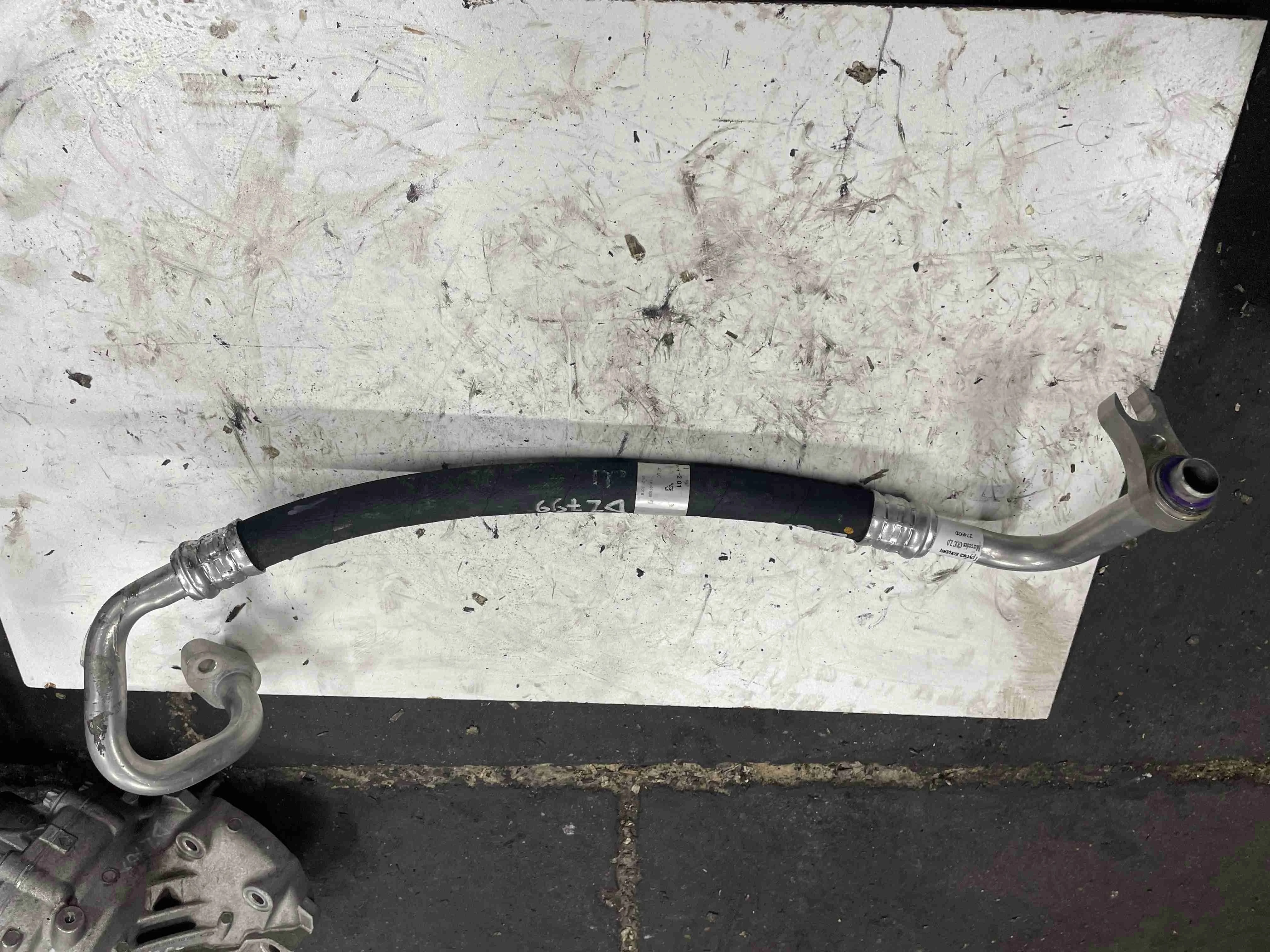 Трубка кондиционера Mercedes-Benz X253 (2015—2019) A2058306201
 274920