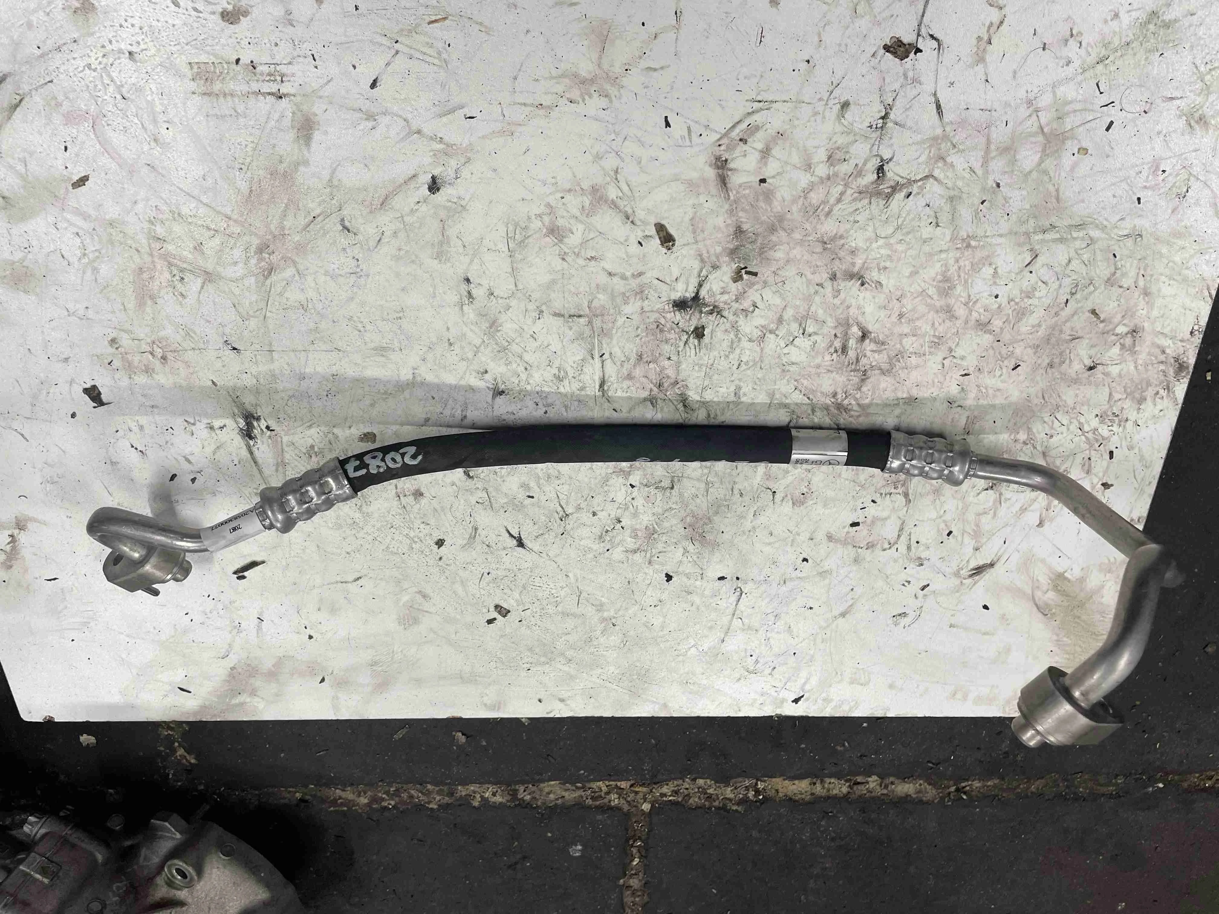 Трубка кондиционера Mercedes-Benz X166 (2012—2016) A1668307100
 157