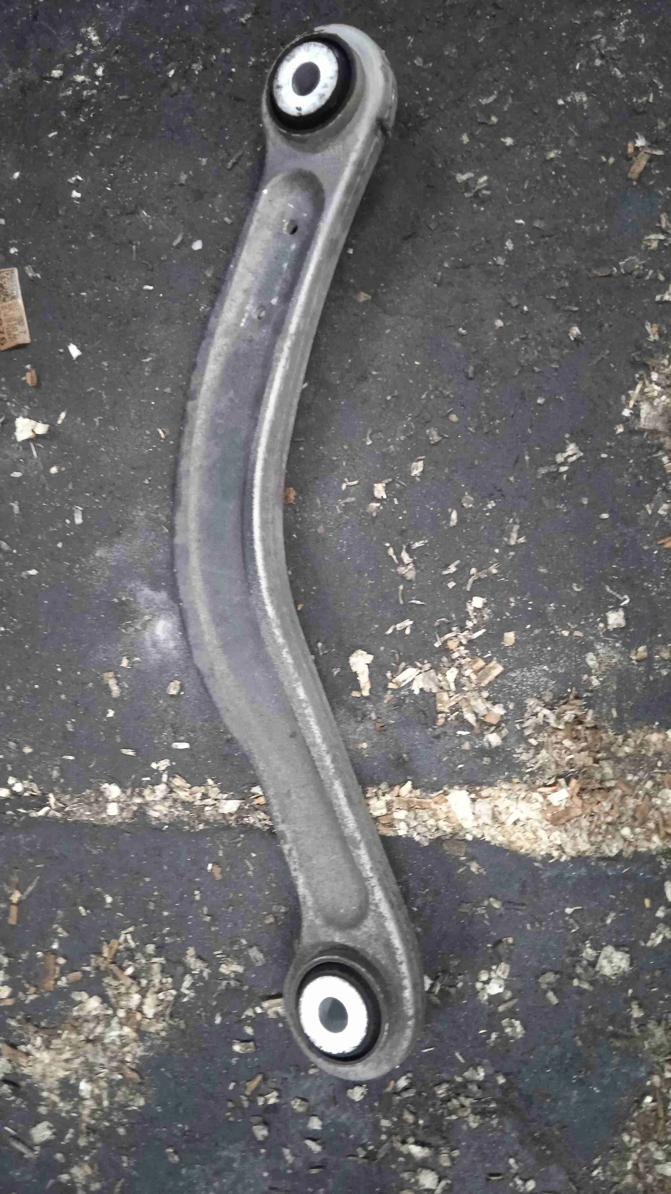 Рычаг передний левый Mercedes-Benz W205/S205/C205/A205 (2014—2018) A2053506103
; A2043501506 274920