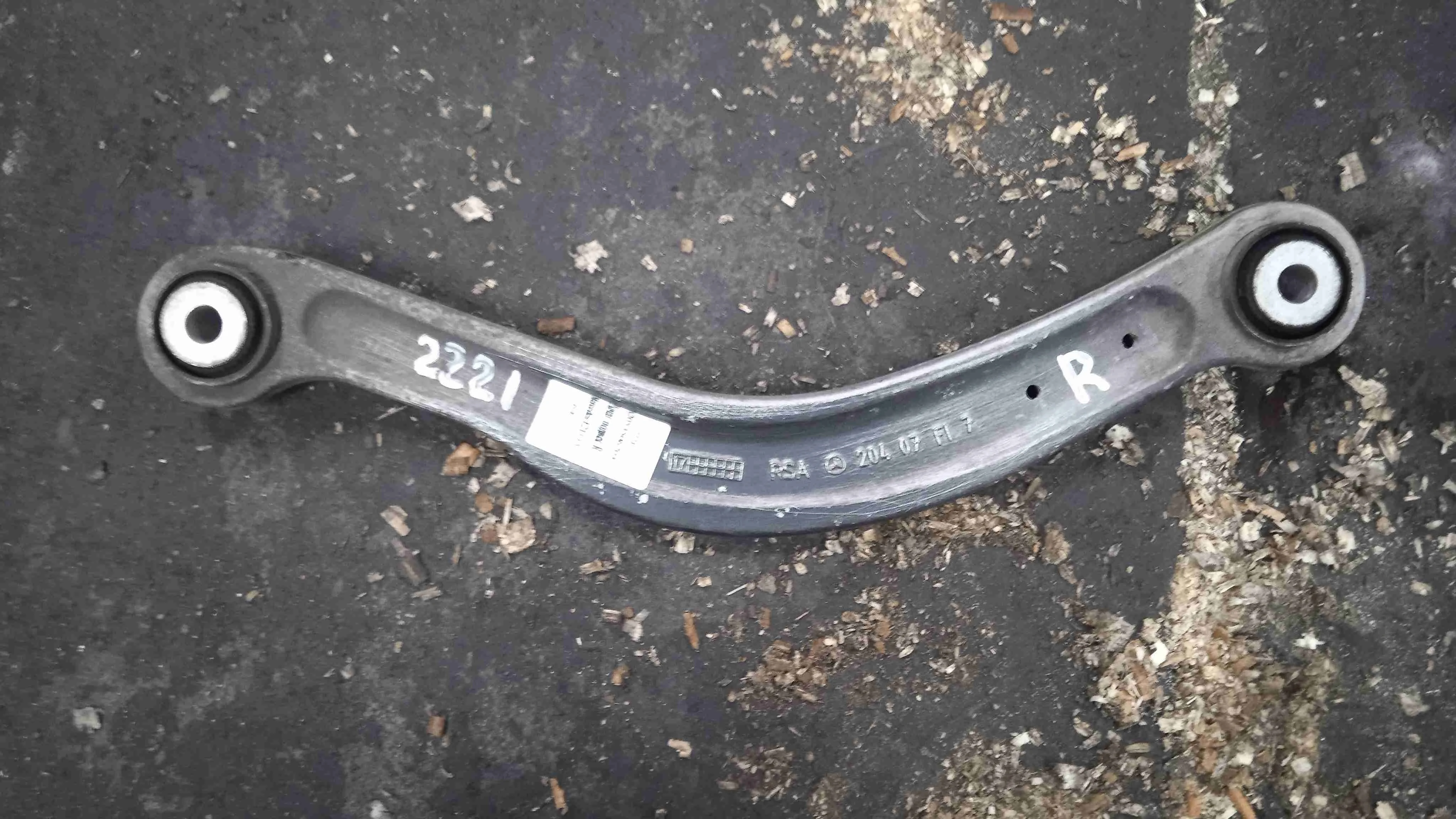 Рычаг передний правый Mercedes-Benz W205/S205/C205/A205 (2014—2018) A2053506203
; A2043501606 274920