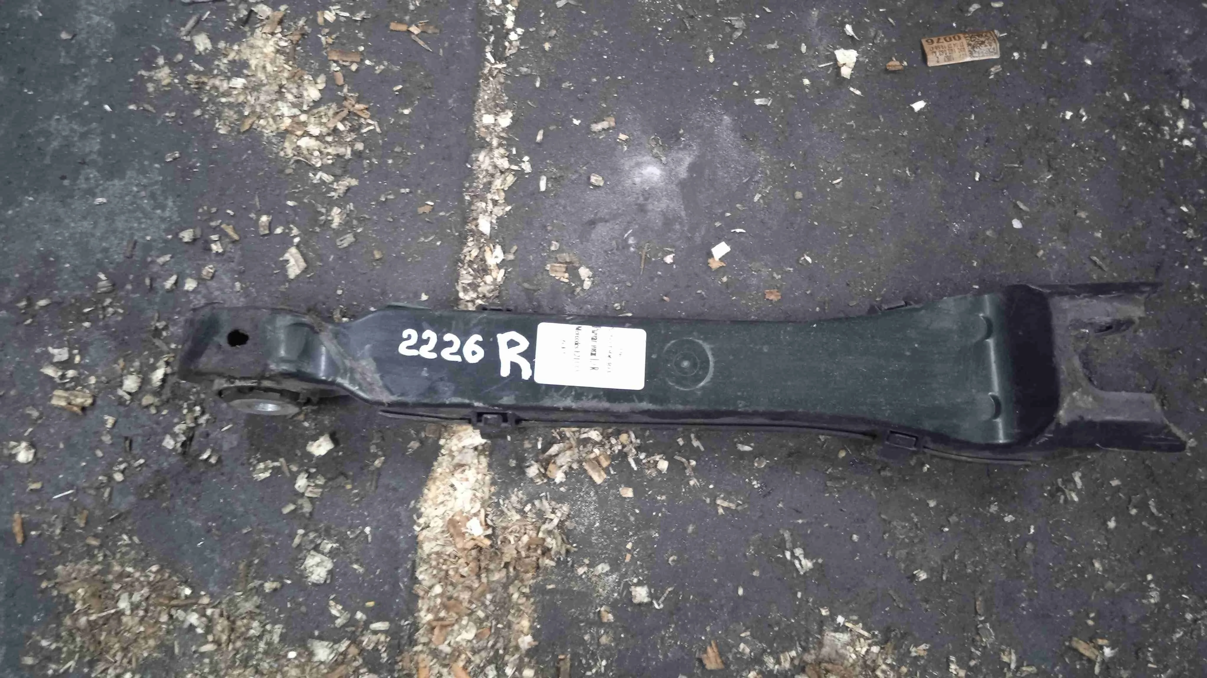 Рычаг задний Mercedes-Benz W205/S205/C205/A205 (2014—2018) A2053506303
; A2043502706 274920