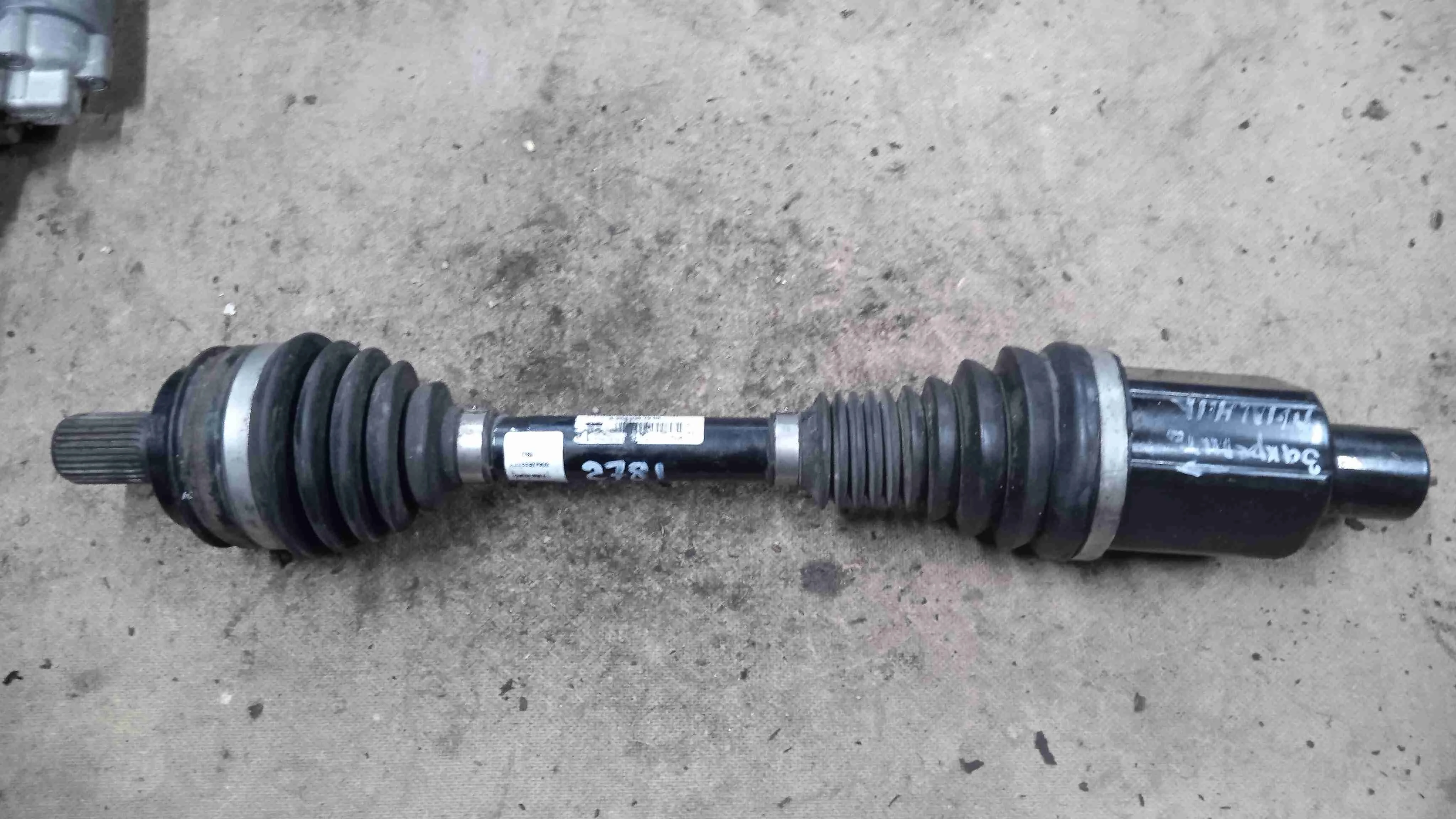 Полуось (приводной вал, ШРУС) Mercedes-Benz X253 (2015—2019) A2533307900
 651921