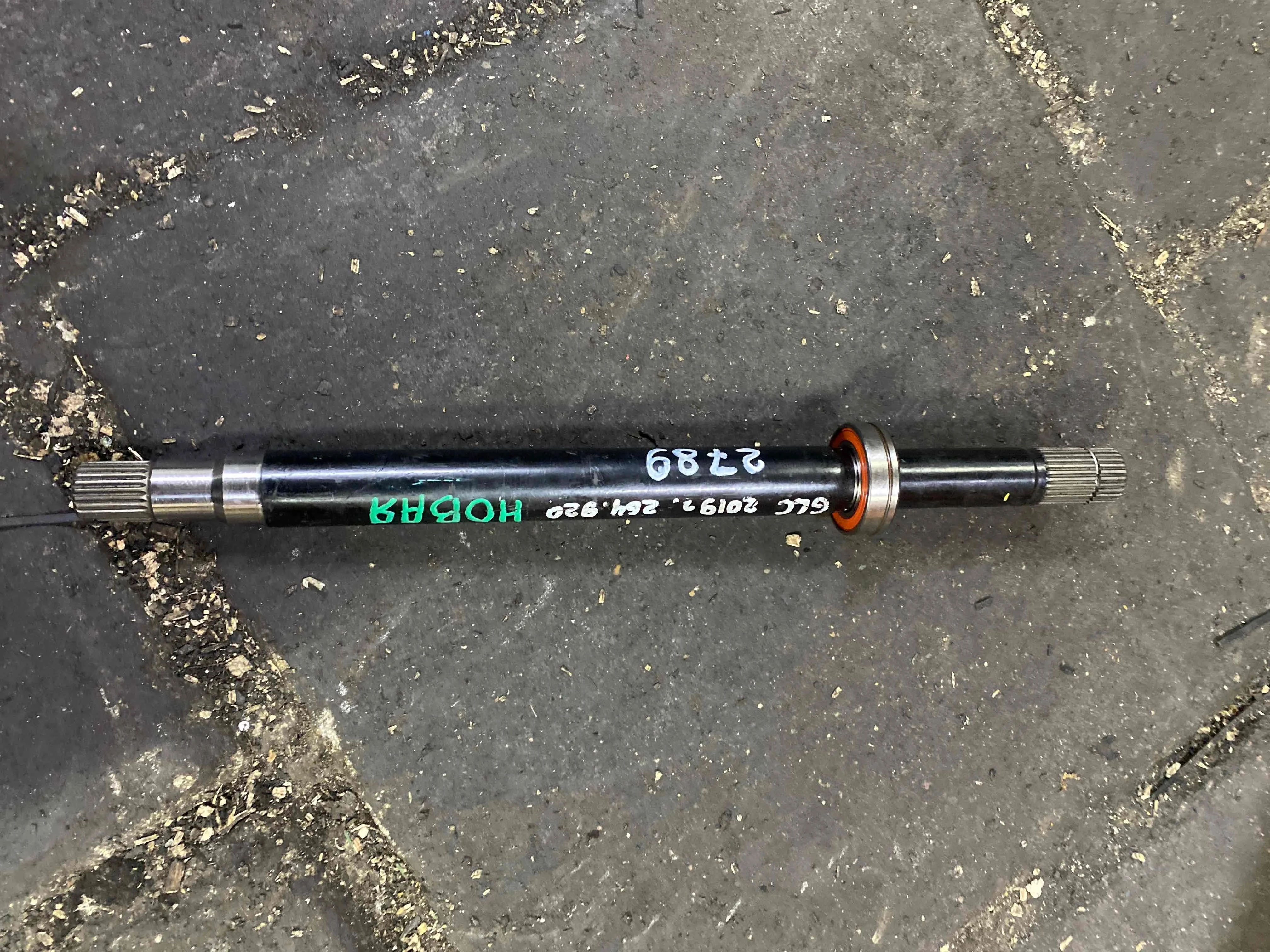 Полуось (приводной вал, ШРУС) Mercedes-Benz X253 (2015—2019) A2053309905
; A2223306800 651921