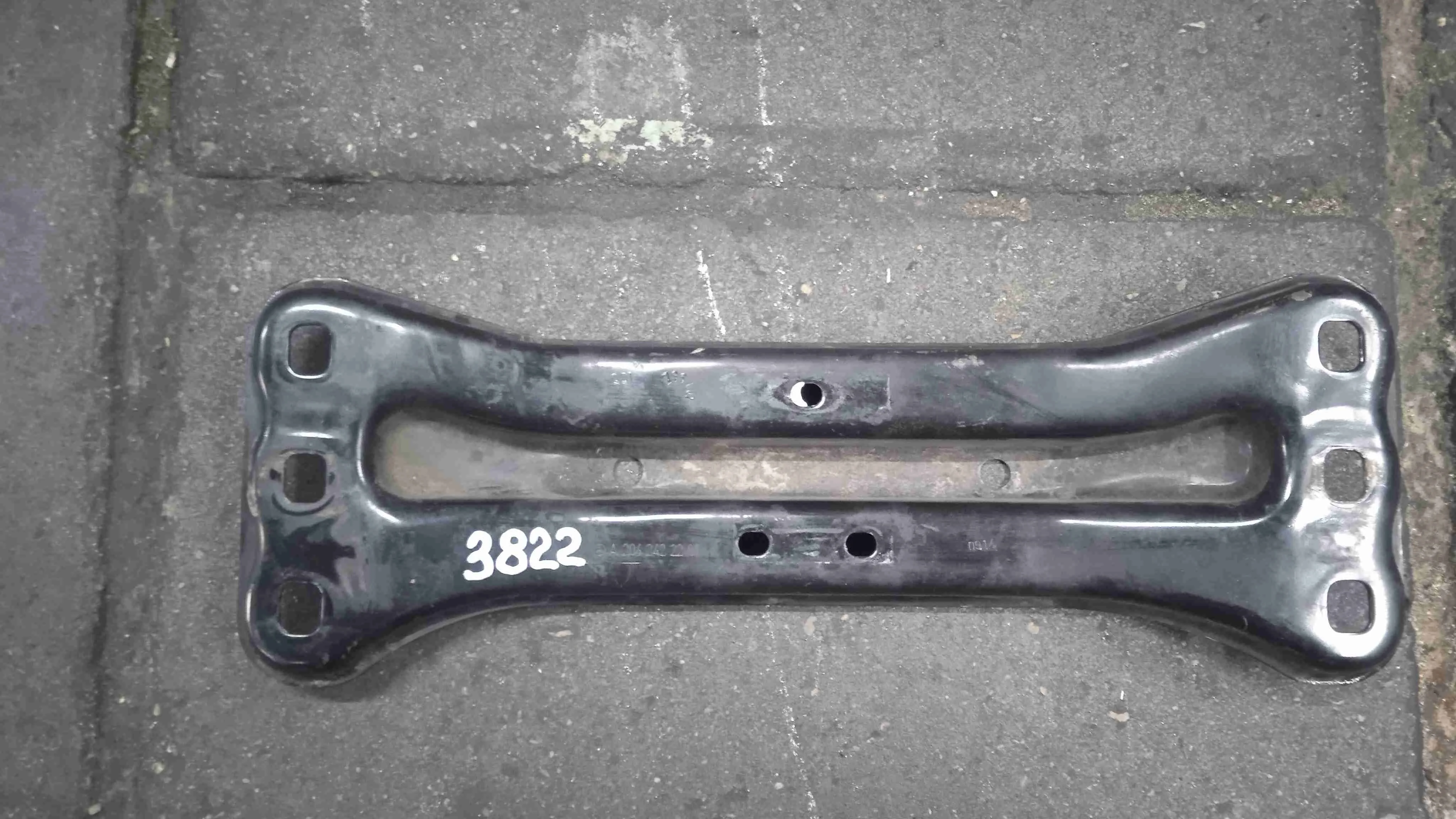 Кронштейн КПП Mercedes-Benz W204/S204 (2006—2011) A2042422201
; A2042422601 274910