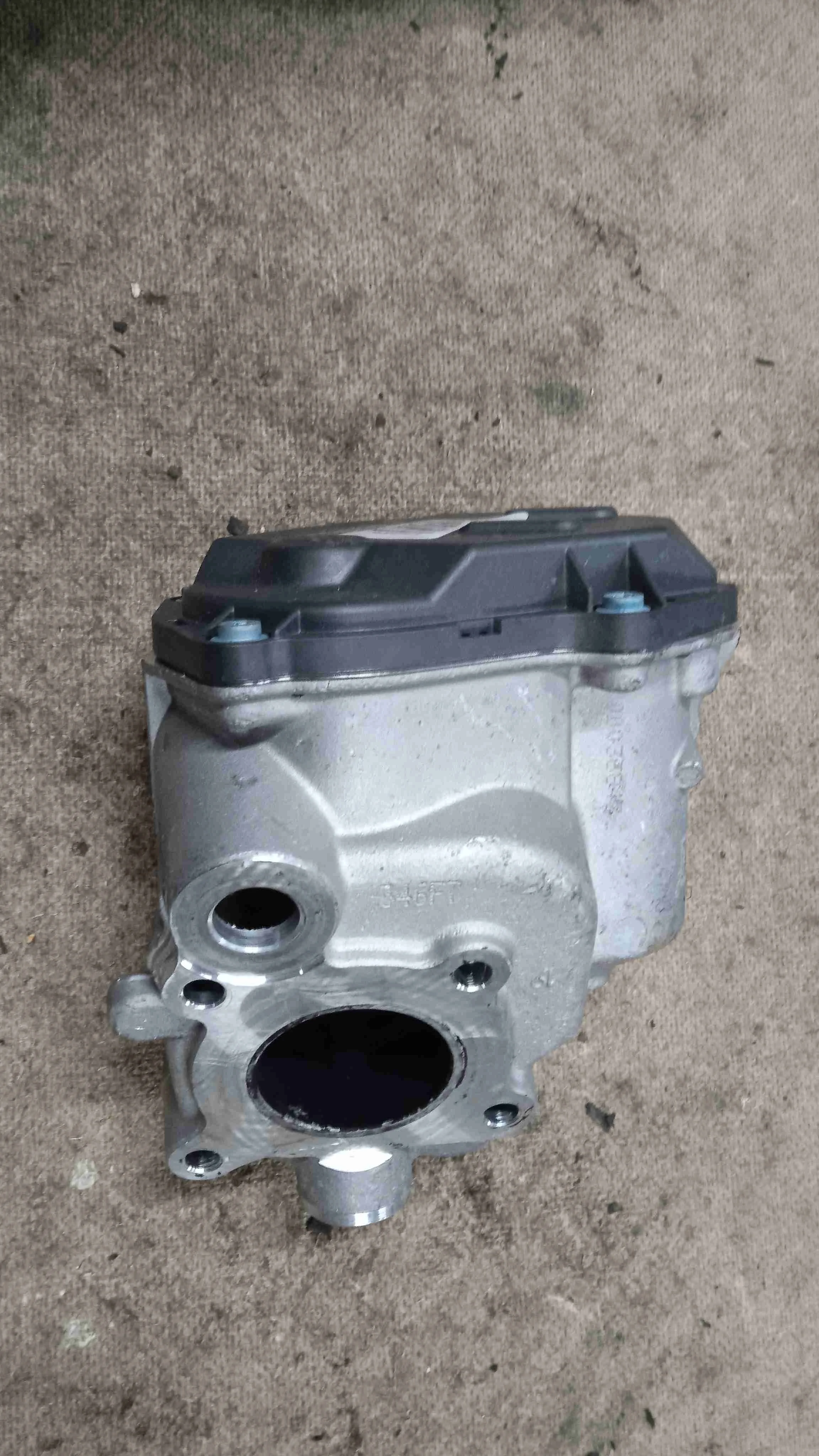 Клапан EGR Mercedes-Benz X253 (2015—2019) A6511400860
; A6511420467 651921