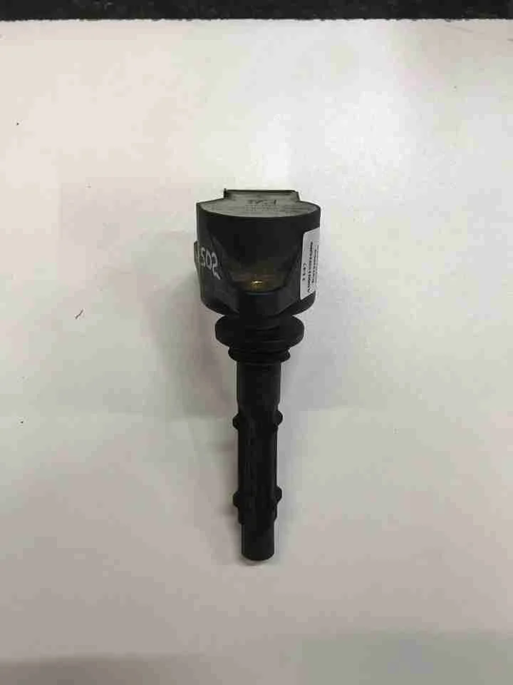 Катушка зажигания Mercedes-Benz W222/C217/A217 (2013—2017) A0001502680
 273