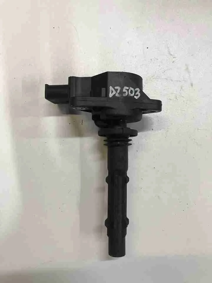 Катушка зажигания Mercedes-Benz W212/S212/C207/A207 (2009—2013) A0001502780
 272