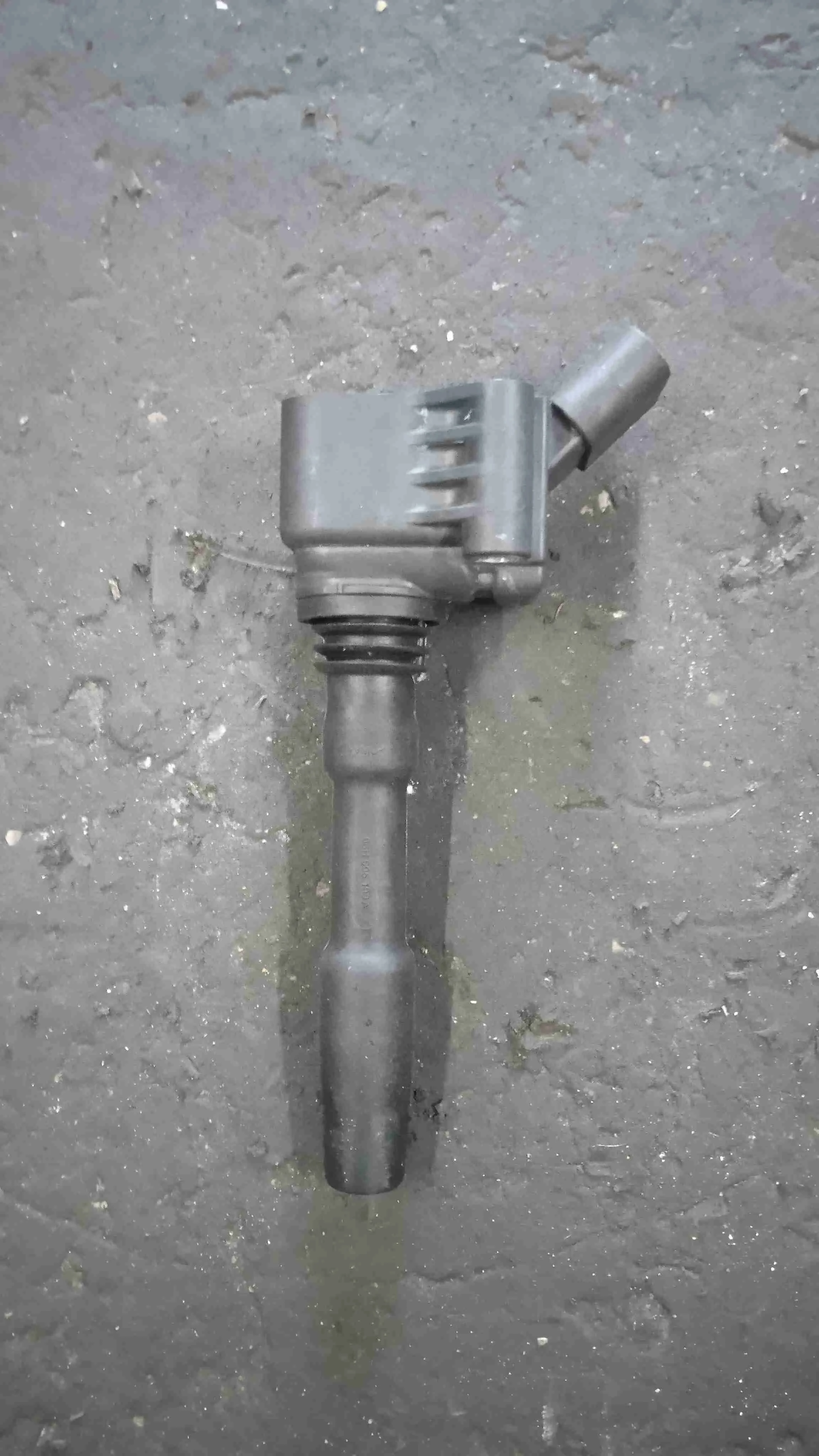 Катушка зажигания Audi B8 рестайлинг (2011—2015) 06H905110E
; 06L905110C; 06L905110D; 06L905110F CJE