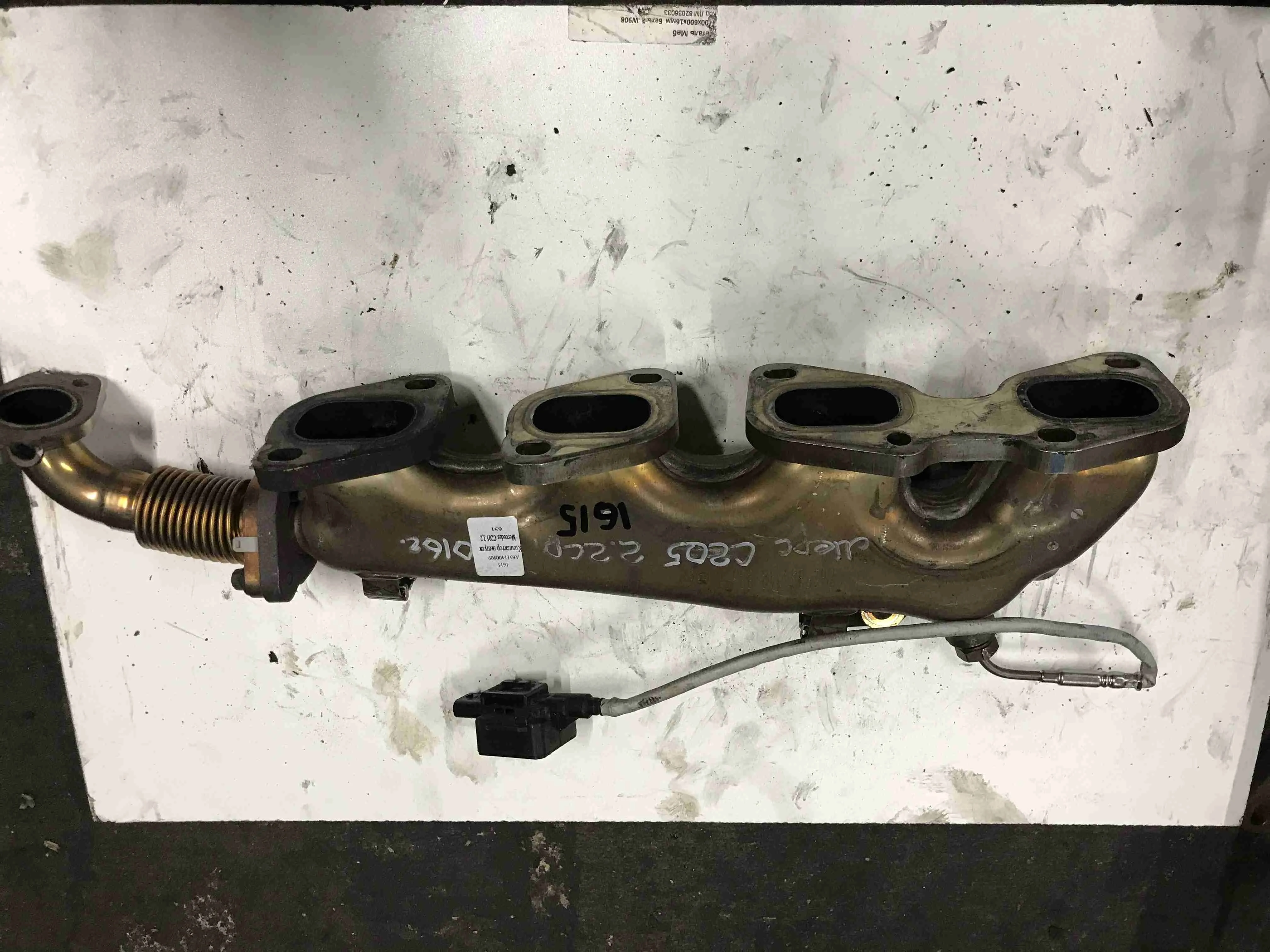 Коллектор выпускной Mercedes-Benz W205/S205/C205/A205 (2014—2018) A6511400909
; A6511400809 651