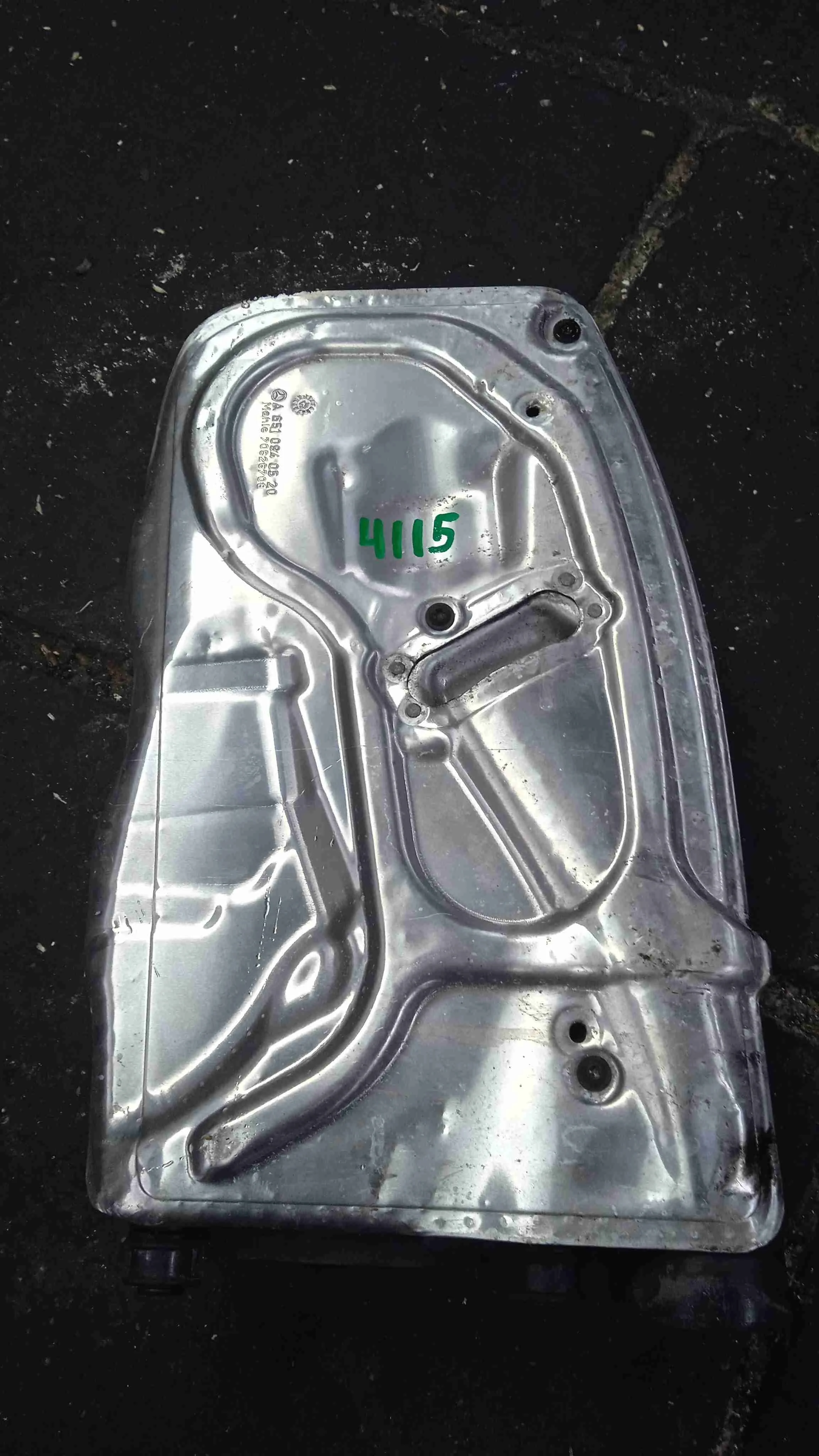 Корпус воздушного фильтра Mercedes-Benz V167 (2018—2023) A6510902001
; A6510901401; A6510901801 651921