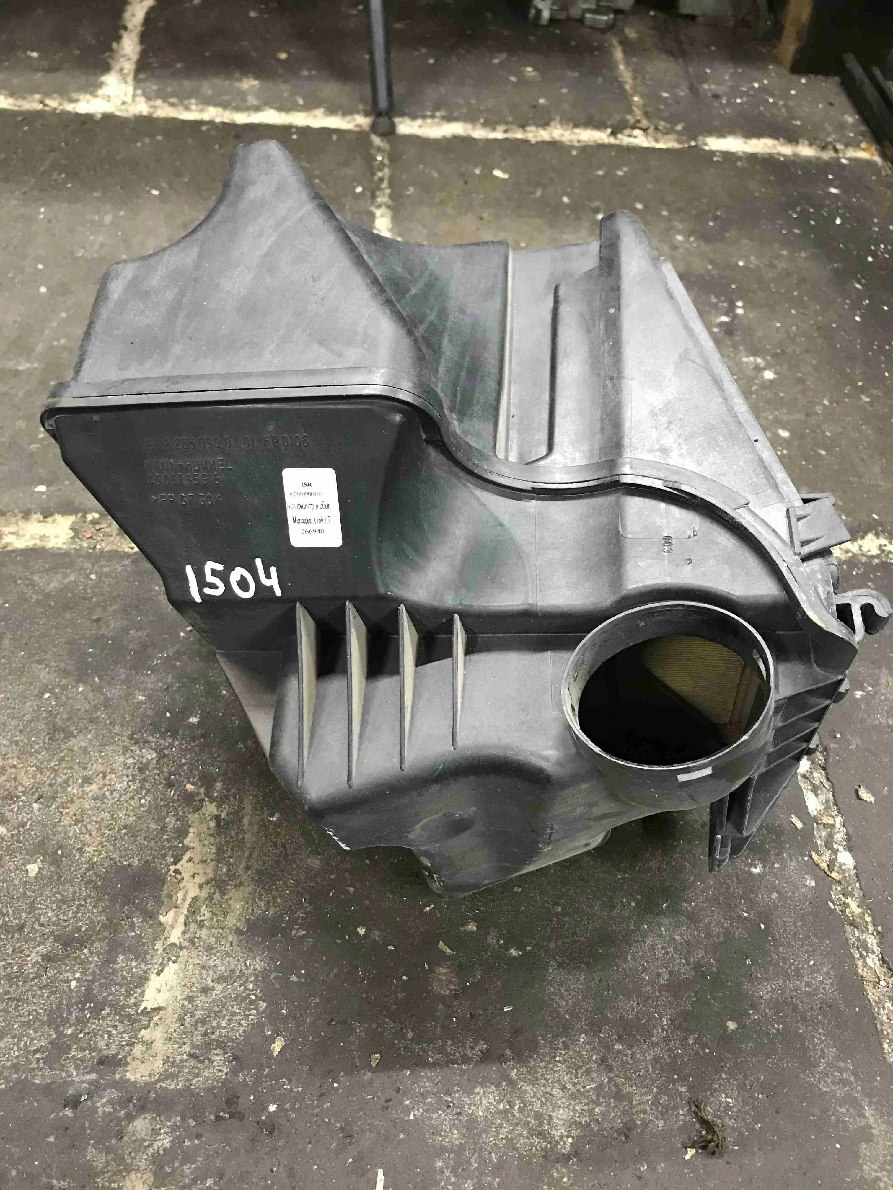 Корпус воздушного фильтра Mercedes-Benz W169 (2004—2008) A2660900101
 266940
