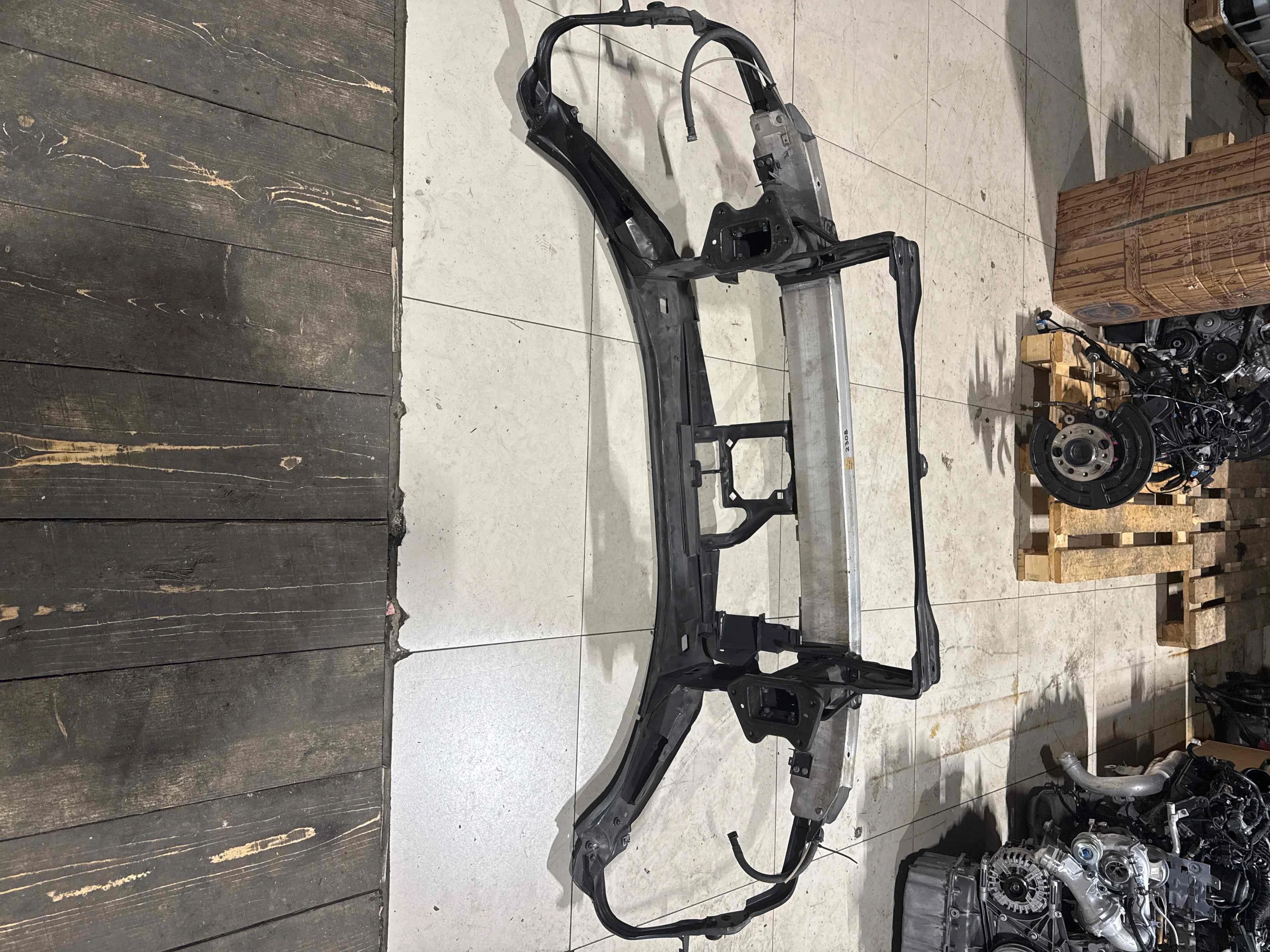 Передняя панель крепления облицовки (телевизор) Mercedes-Benz W221 (2005—2009) A2216203434
 272965