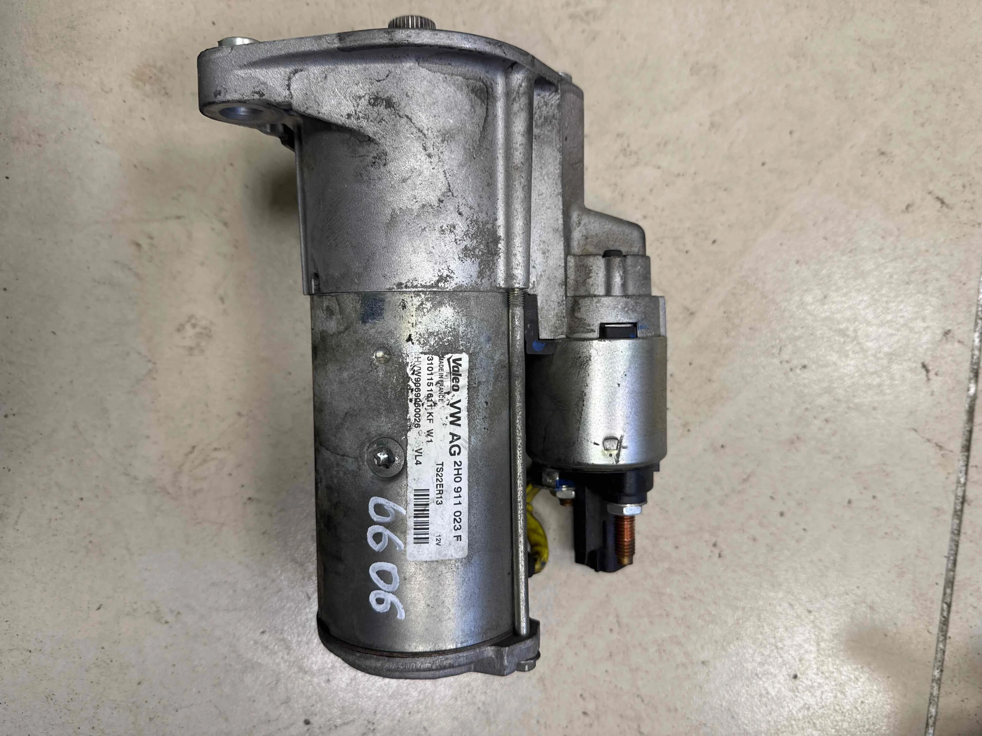 Стартер Volkswagen I (2010—2016) 2H0911023F
 Cne