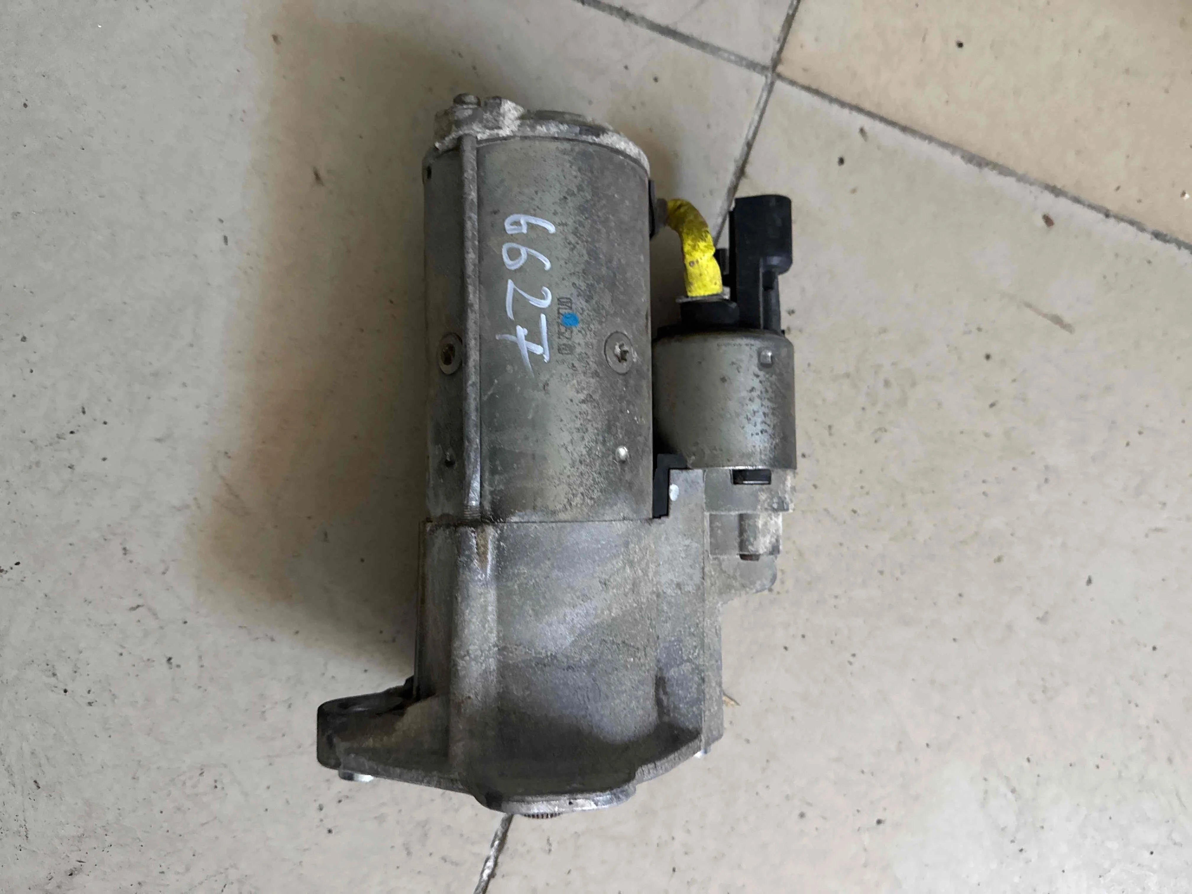 Стартер Volkswagen I (2010—2016) 2H0911023F
 CSH