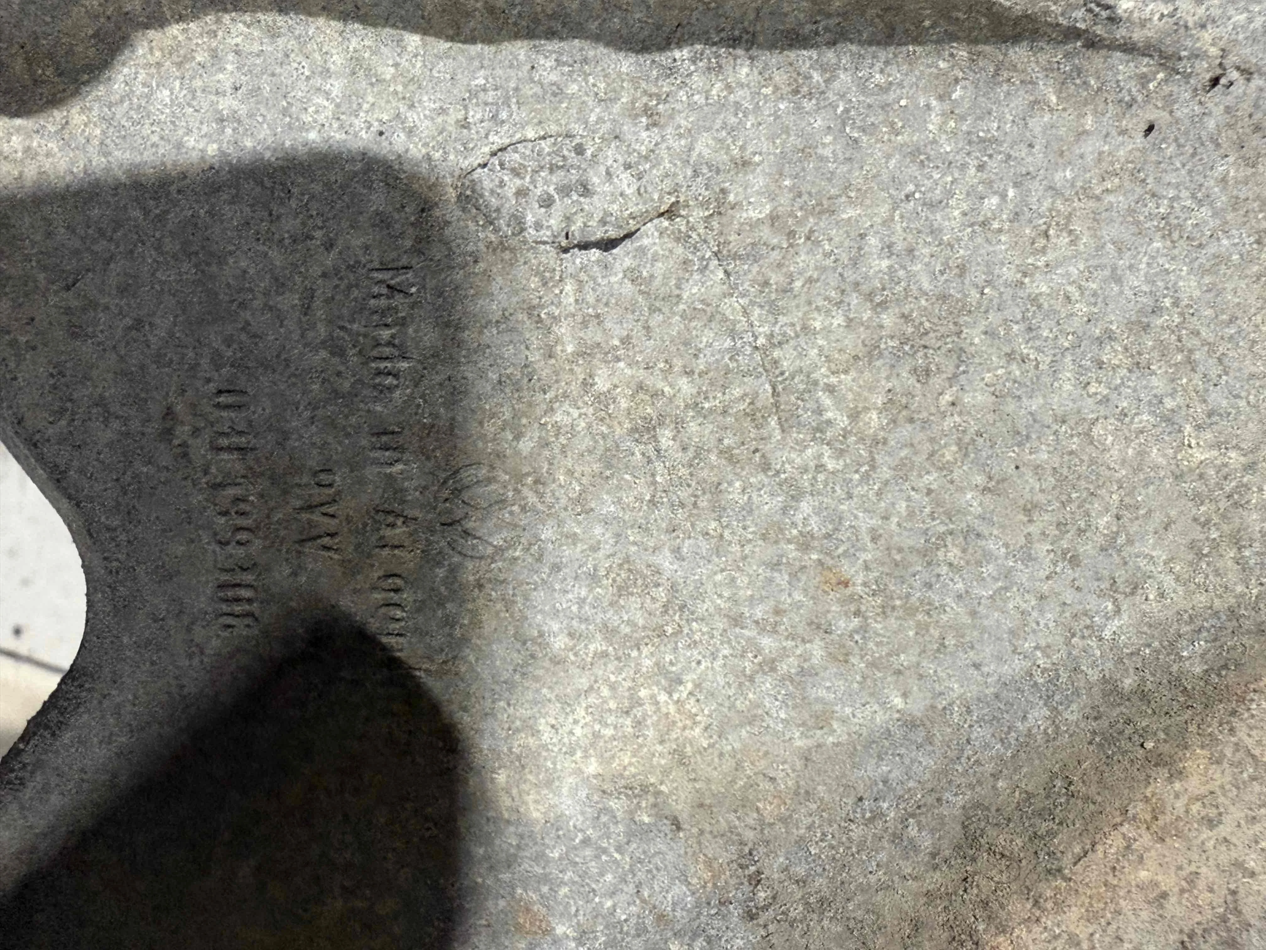 Кронштейн двигателя Volkswagen I рестайлинг (2016—2023) 03L199308
 CSH