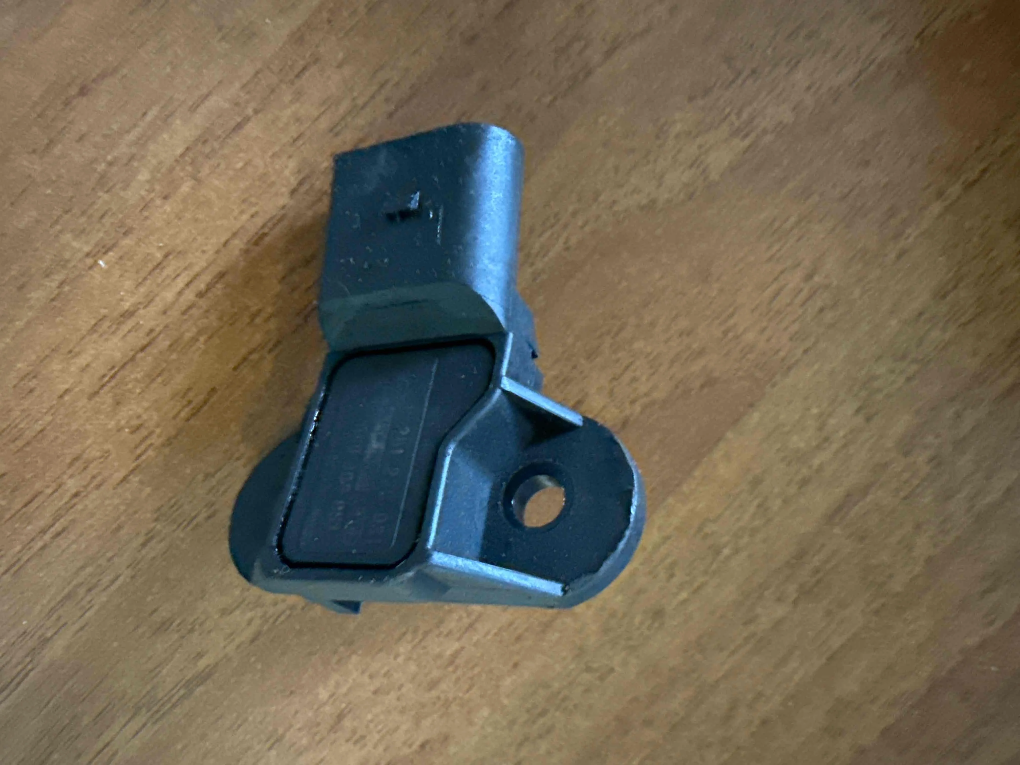 Датчик абсолютного давления Volkswagen B6 06B906051
 BVY