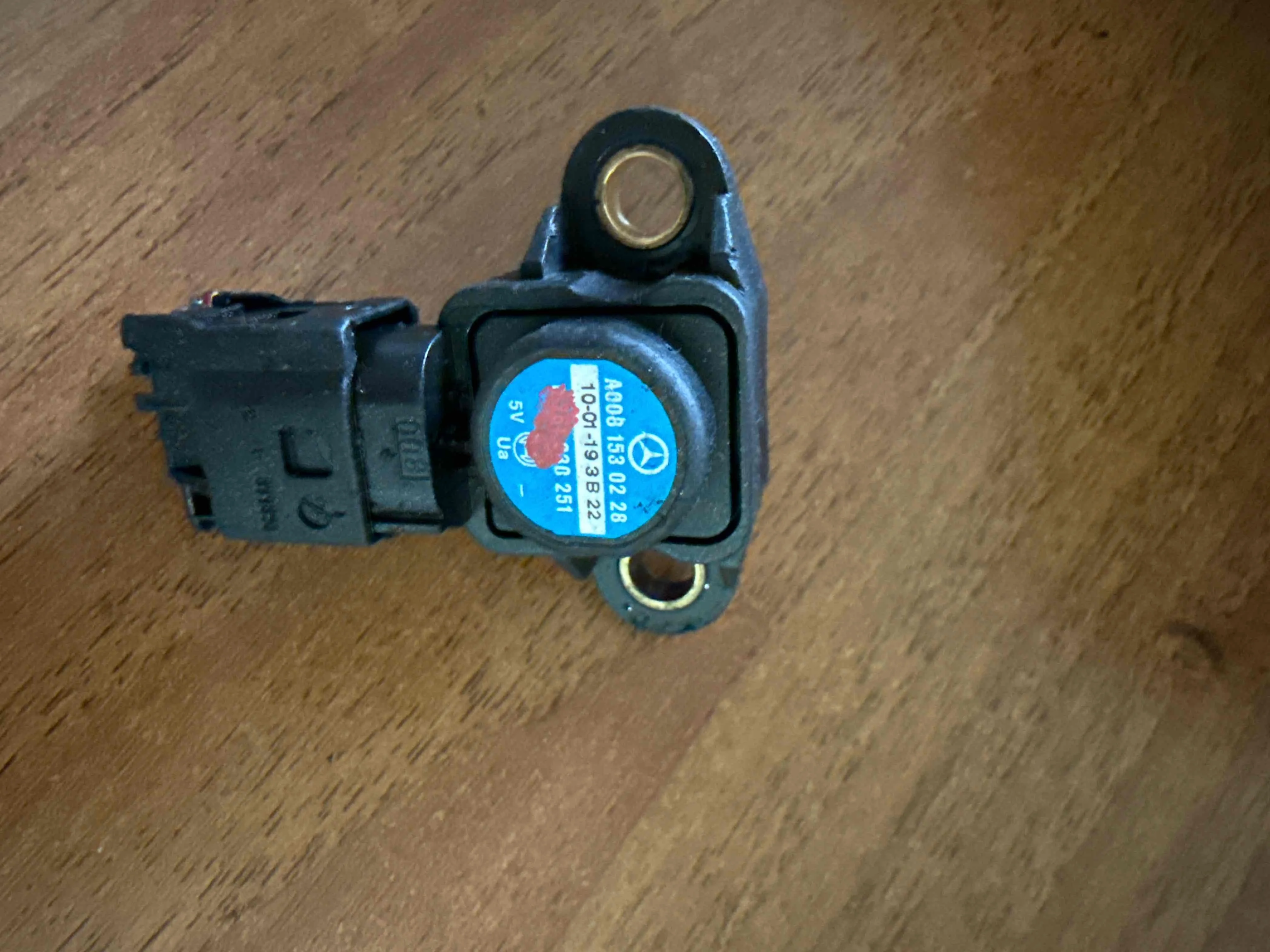 Датчик абсолютного давления Mercedes-Benz W204/S204 (2006—2011) A0081530228
 271