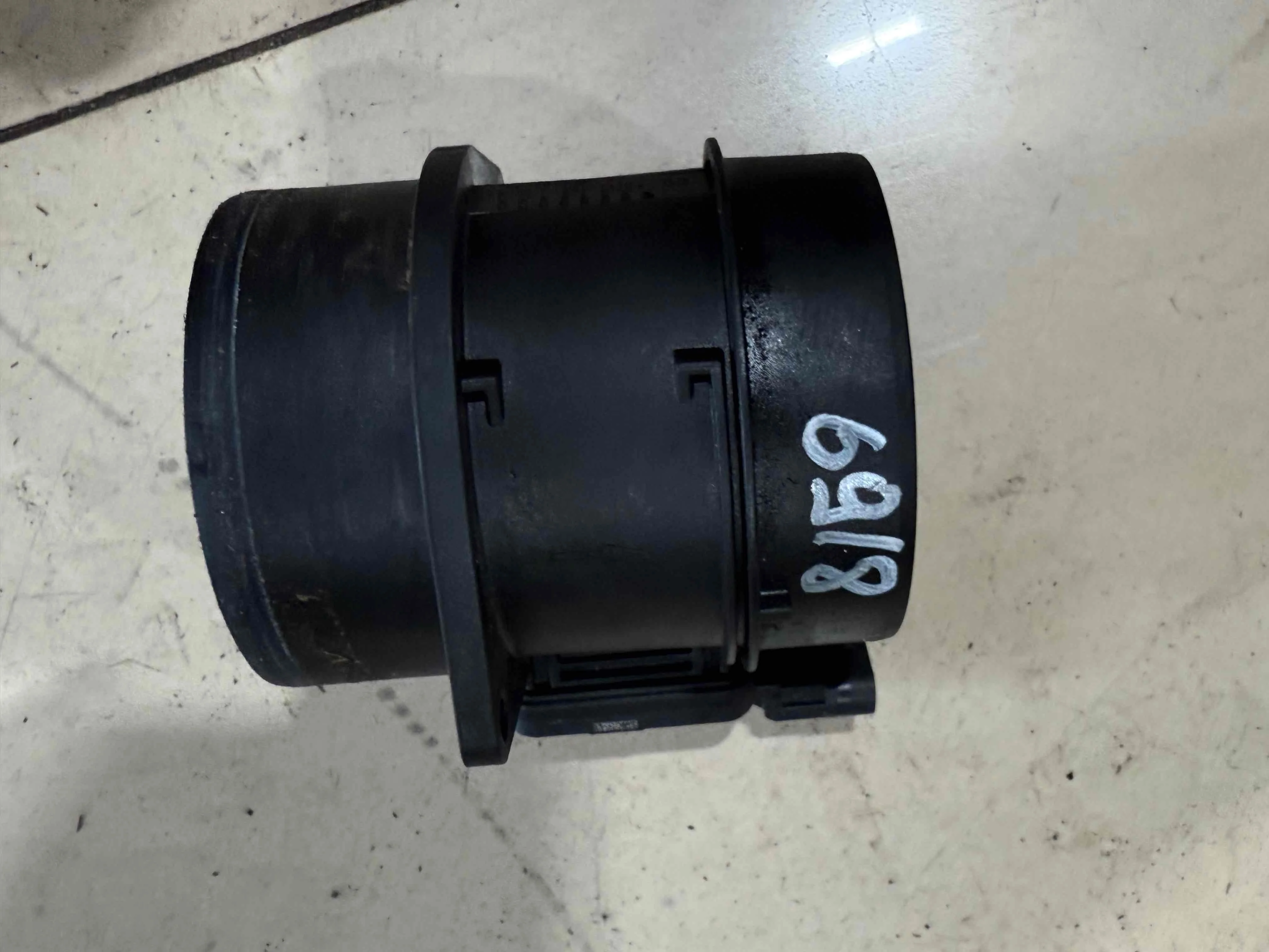 Расходомер воздуха Mercedes-Benz V167 (2018—2023) A6450900048
 651960