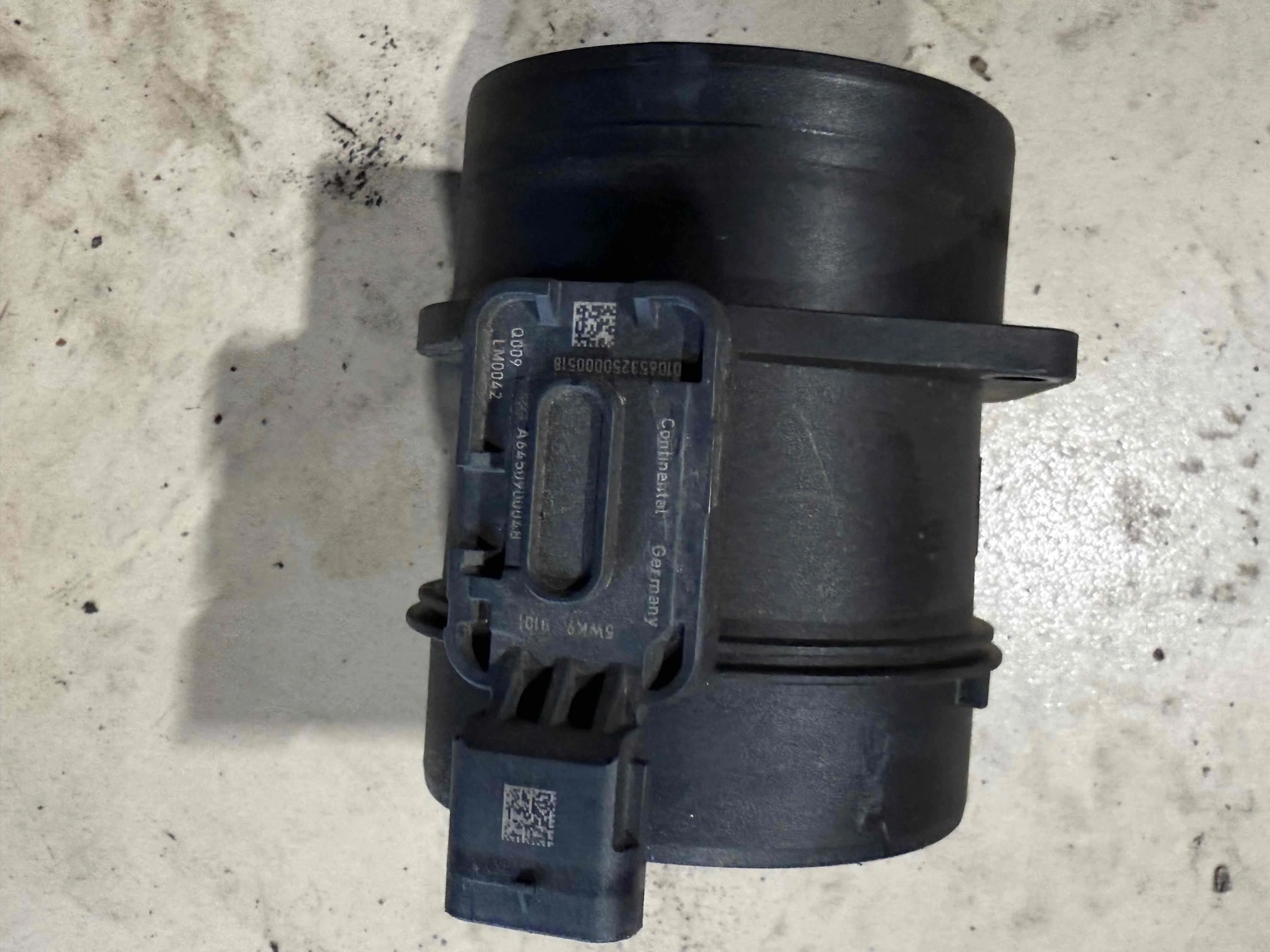 Расходомер воздуха Mercedes-Benz V167 (2018—2023) A6450900048
 651960