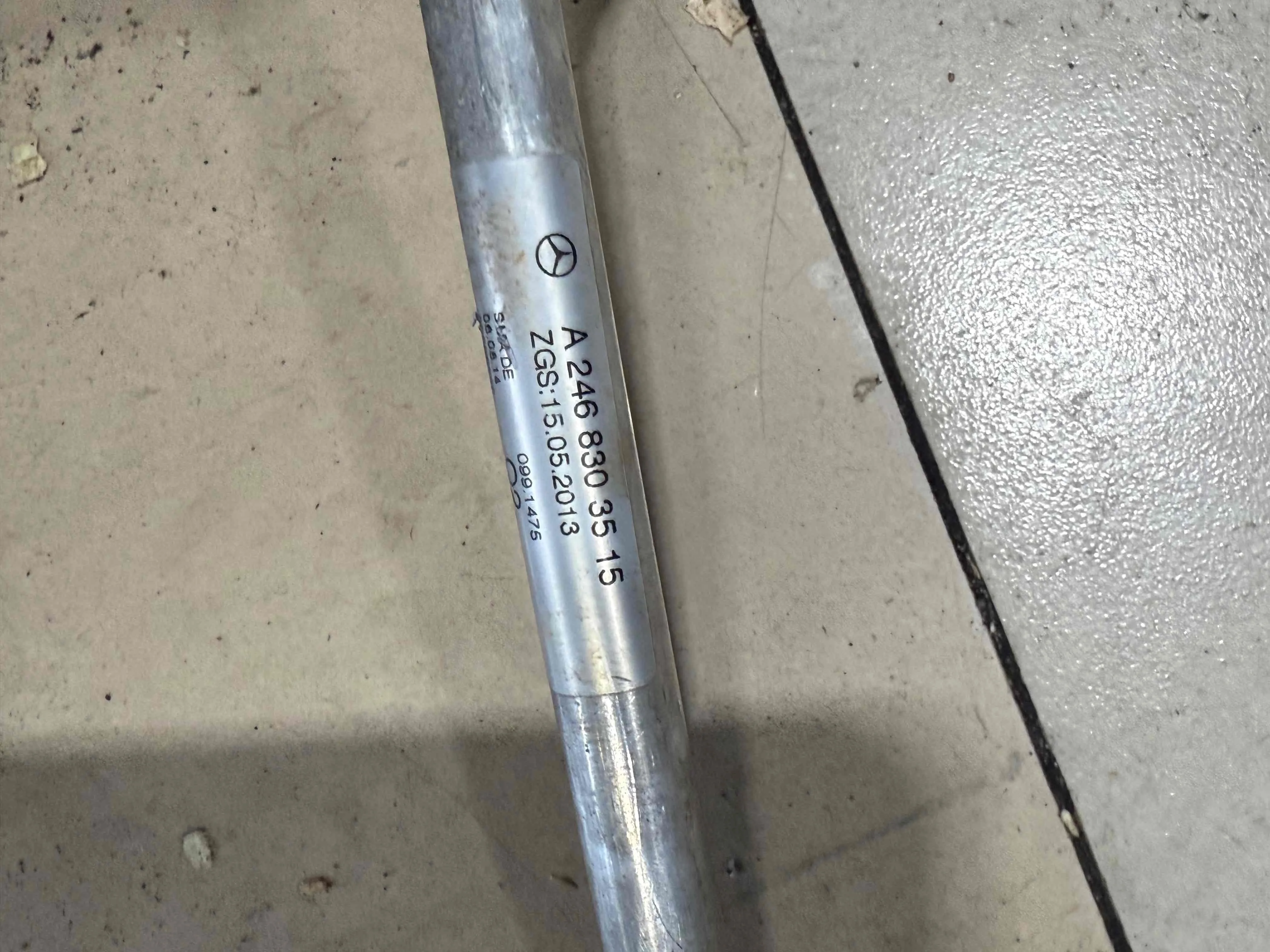 Трубка кондиционера Mercedes-Benz W176 рестайлинг (2015—2018) A2468303515
 270920