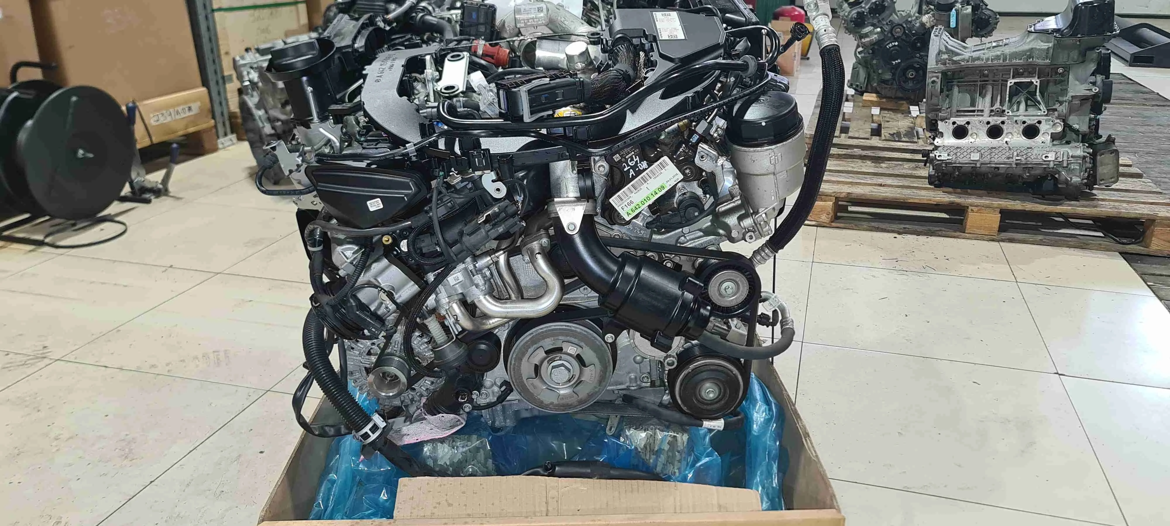 Двигатель Mercedes-Benz X166 (2015—2019) A6420101409; 642826 642826