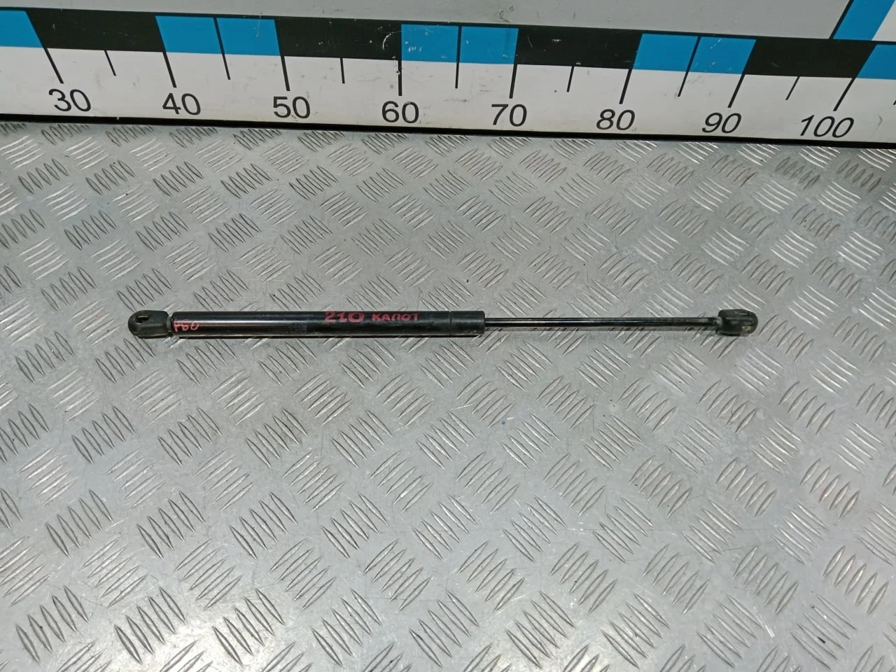 [Б/У] Амортизатор капота MB W210 [Код: 00661348 ]