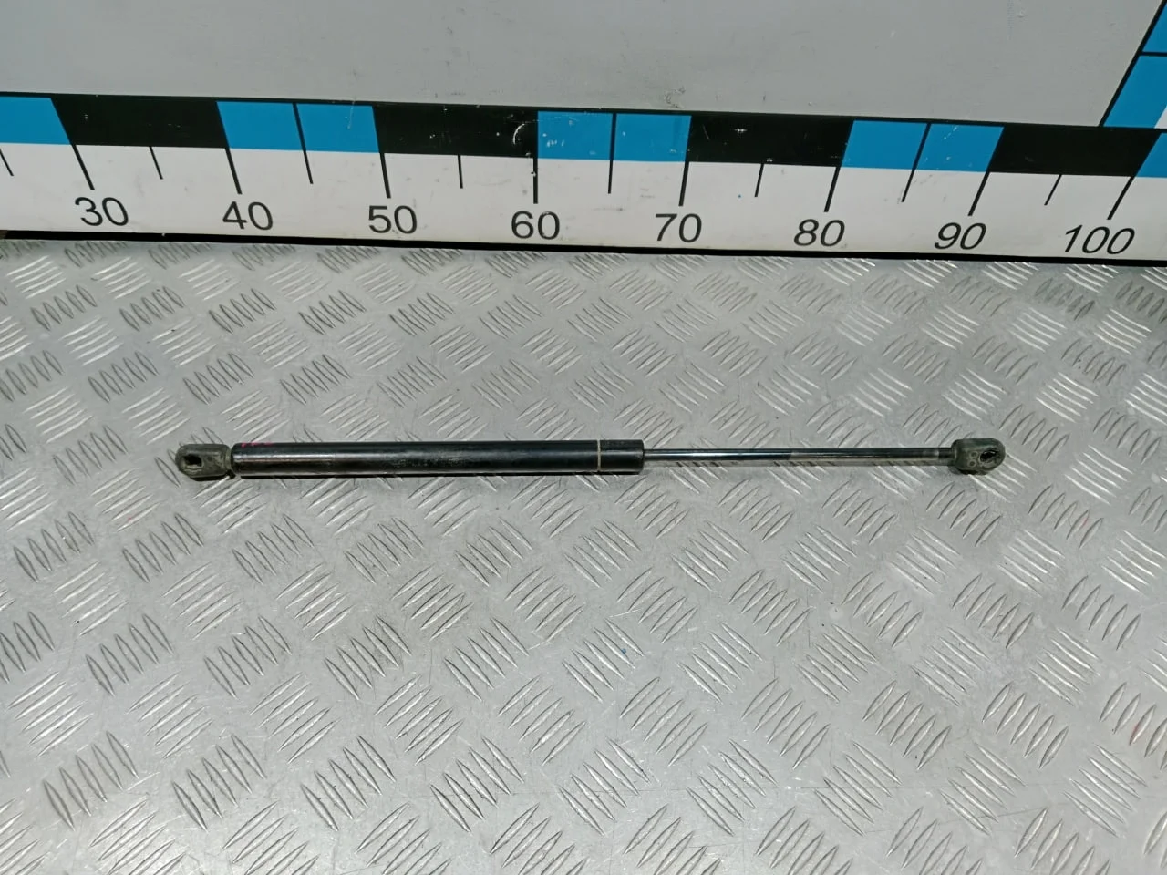 [Б/У] Амортизатор капота MB W210 [Код: 00661360 ]