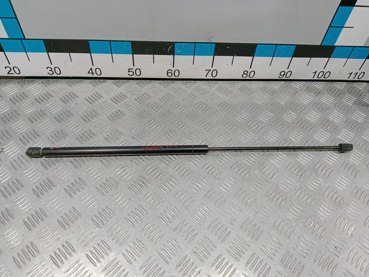 [Б/У] Амортизатор капота Mercedes Benz [Код: 00661342 ]