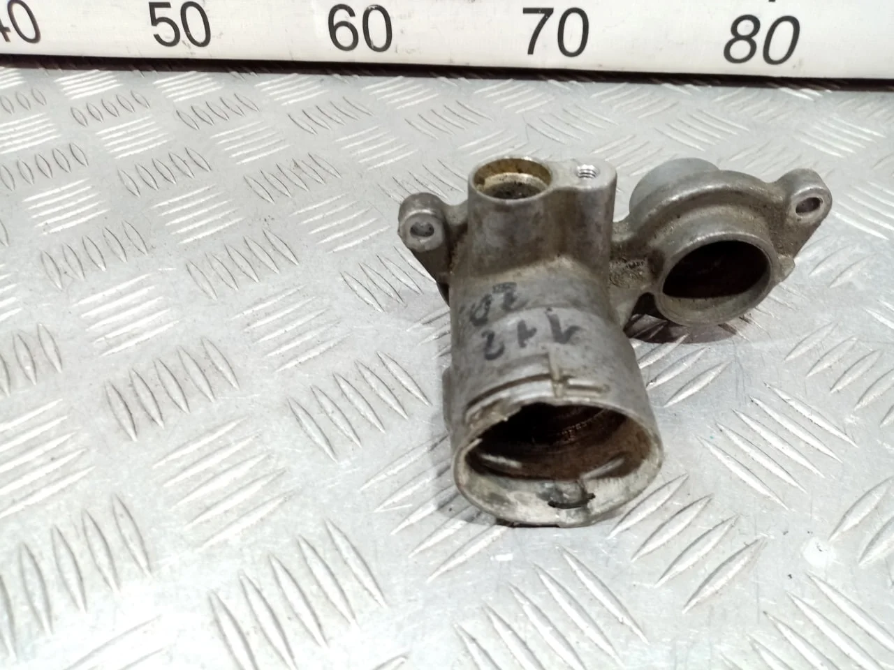 [Б/У] Фланец системы охлаждения [Код: 00663452 ]