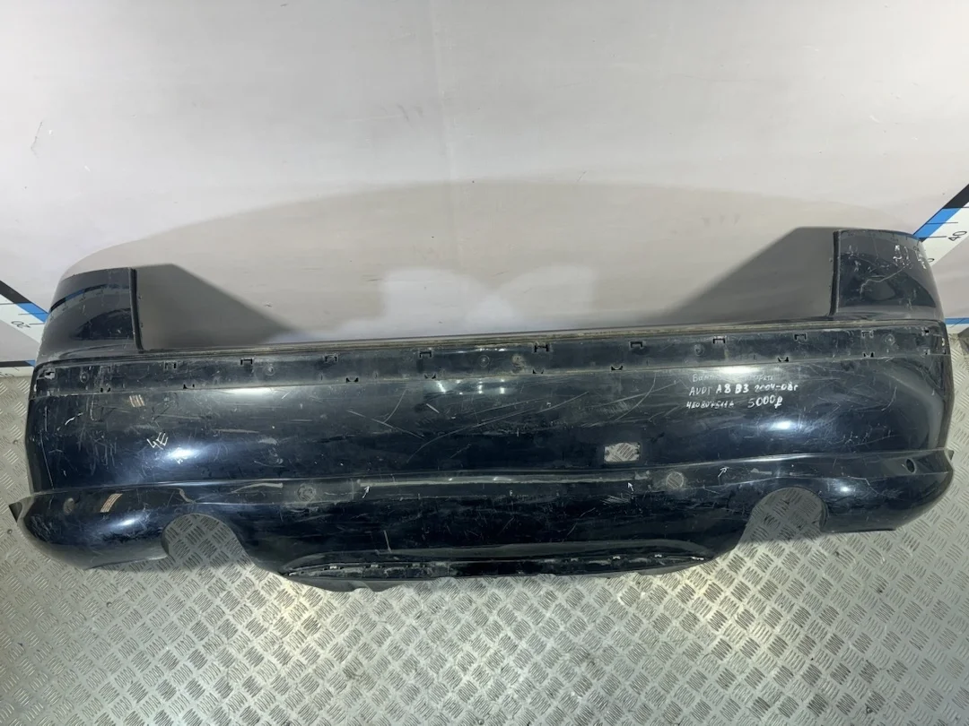 [Б/У] Бампер задний (под парктрон) Audi A8 4E - залом в нижней части [Незначительные дефекты] [Код: 00289980 ]