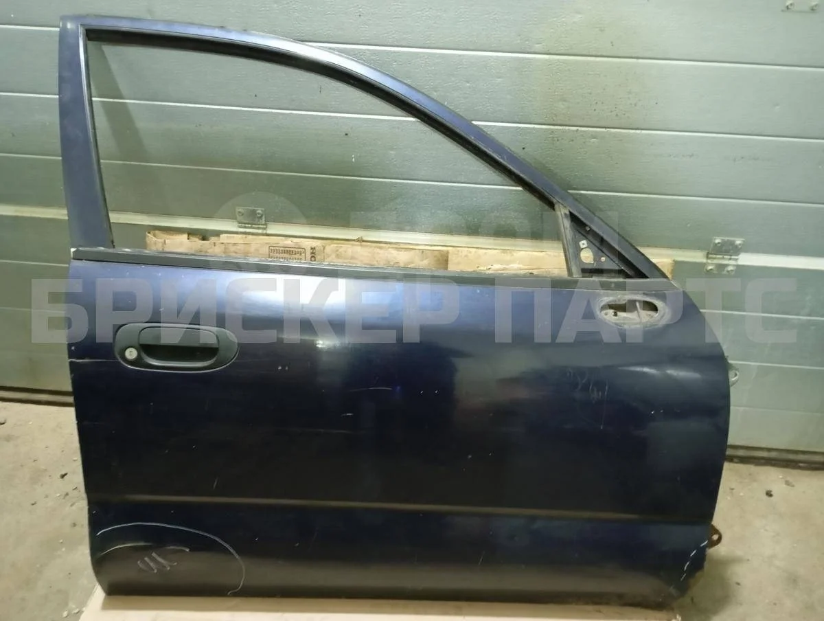 Дверь передняя правая Митсубиси Каризма 1
