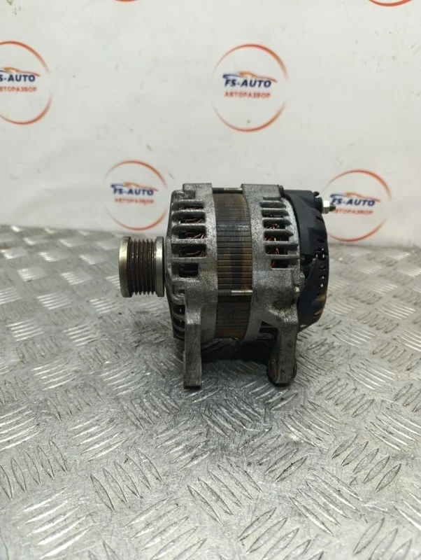 Генератор Nissan Qashqai 2013 23100EN00B J10 2.0 MR20DE