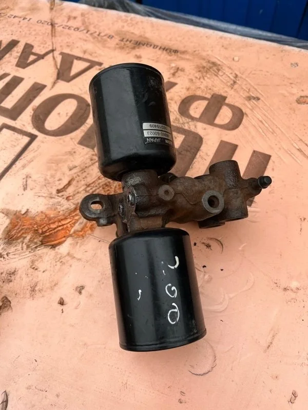 Цилиндр КДСС Toyota Land Cruiser 200 2016 4800660023 4