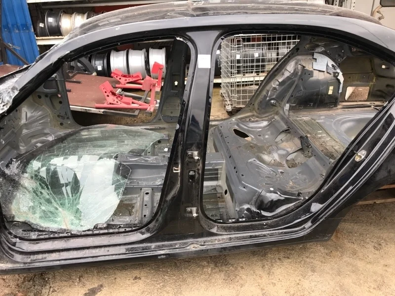 Порог со стойкой Skoda Octavia 2018 5E5809601C 5E3 CWV 594183, левый