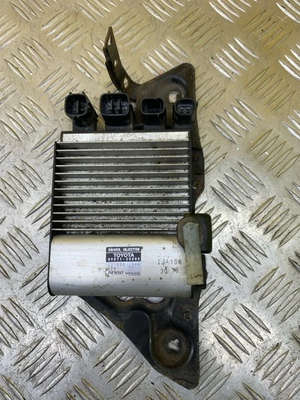 Блок управления форсунками Toyota Rav 4 (Ca40) (2012-2019) 2013 8987120080 2.0 D 1ADFTV
