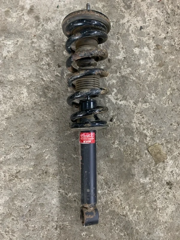 Амортизатор передний Mitsubishi Pajero Iv (2006-2019) 2007 4062A024 ВНЕДОРОЖНИК 3.8 I