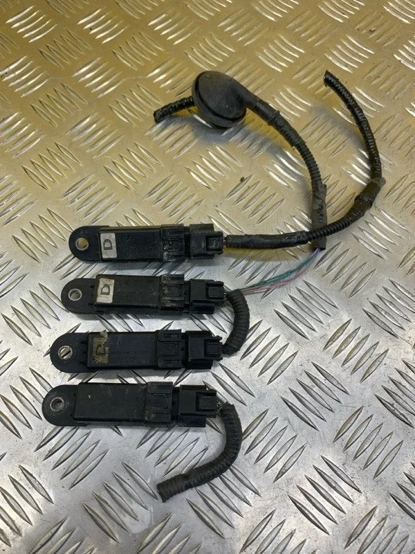 Датчик давления в шине Infiniti Fx 30D ( 2002-2013) 2011 40740JY00A 3.0 D V9X