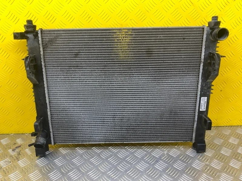 Радиатор (основной) Dacia Duster 2010-2017 2016 214108042R 1.6 I