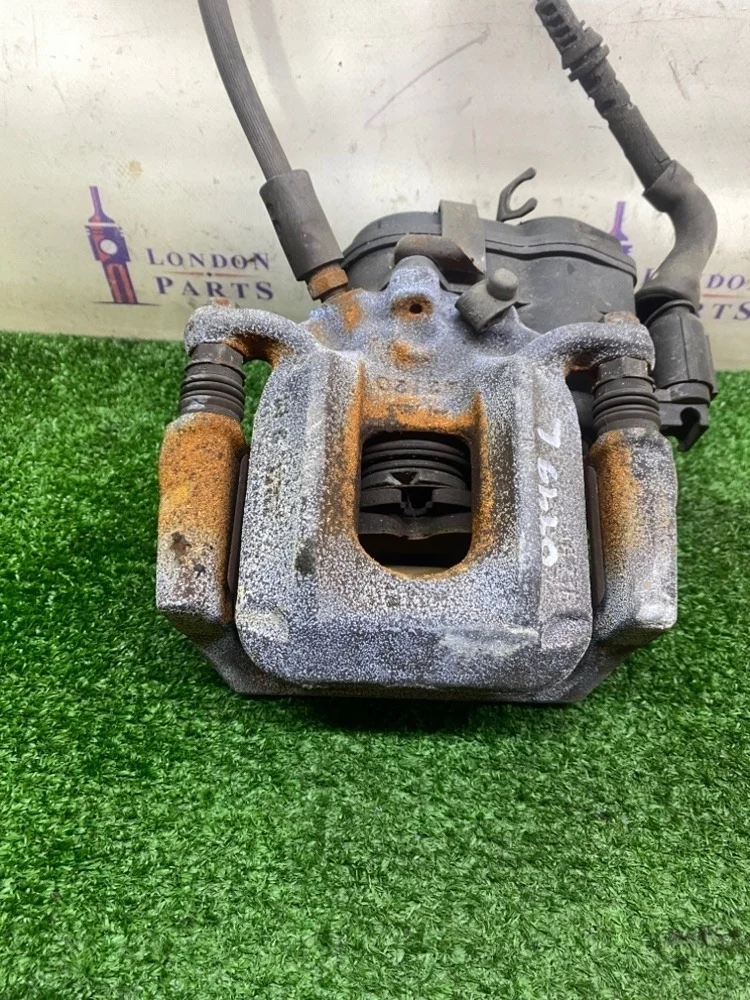 Суппорт тормозной BMW X3 F25