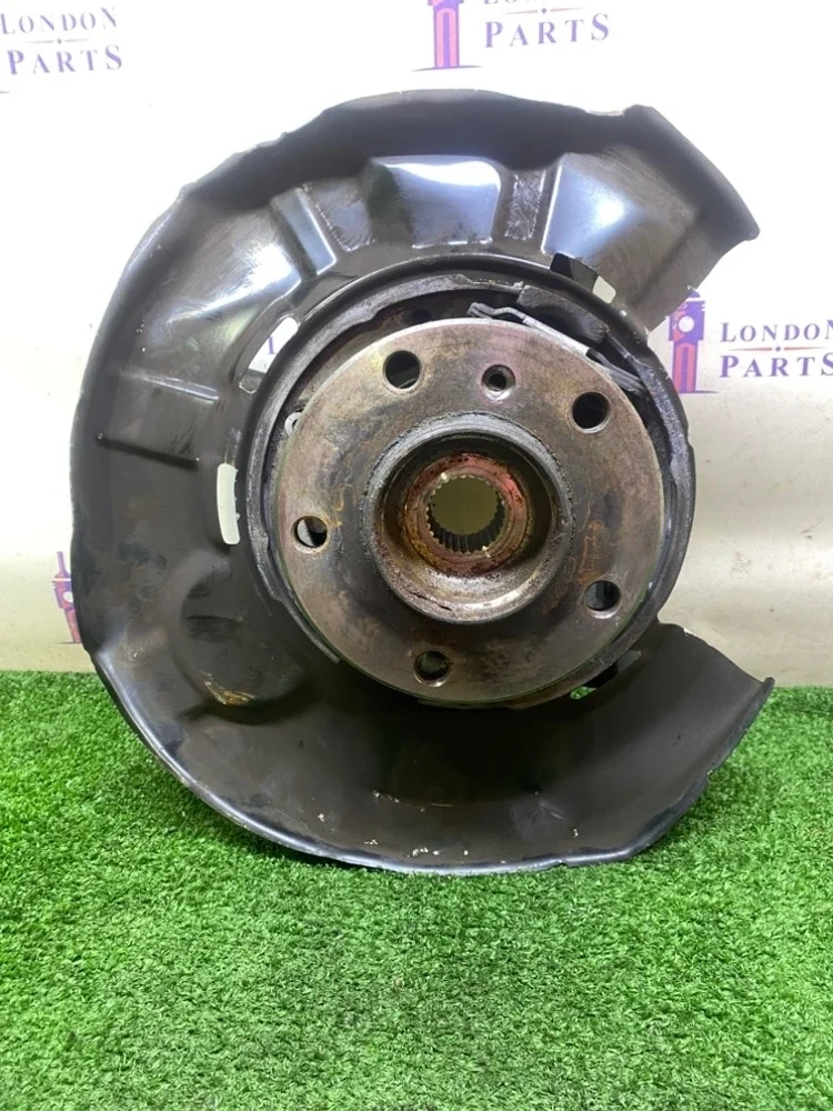 Кулак задний BMW F31