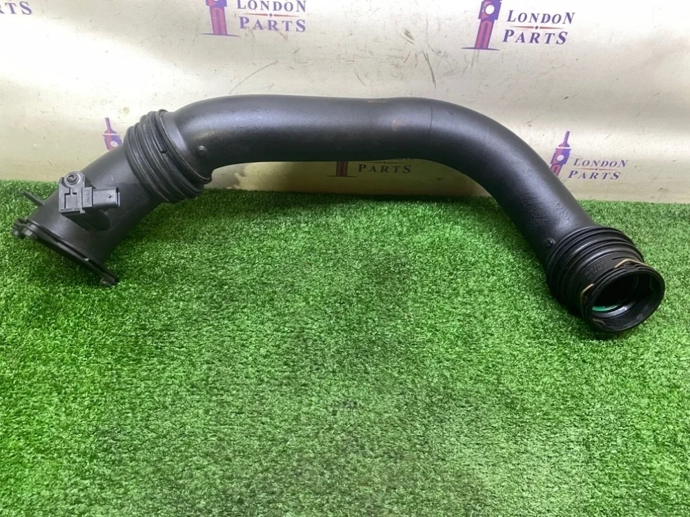 Воздуховод наддувочного воздуха BMW 320ix F31