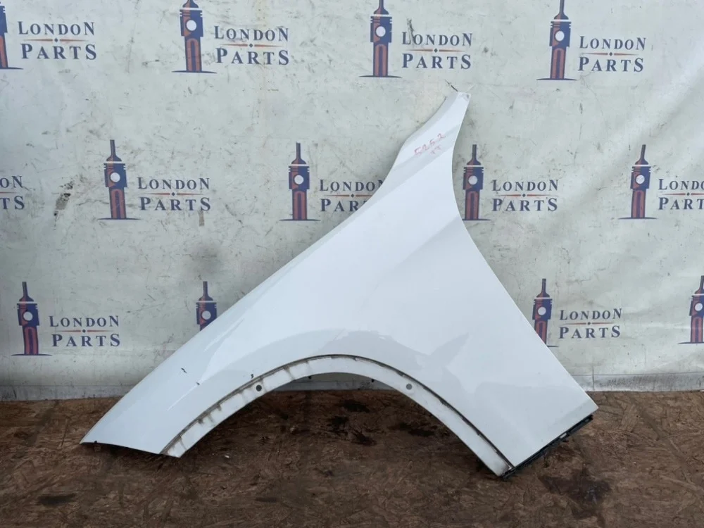 Крыло BMW X1 E84