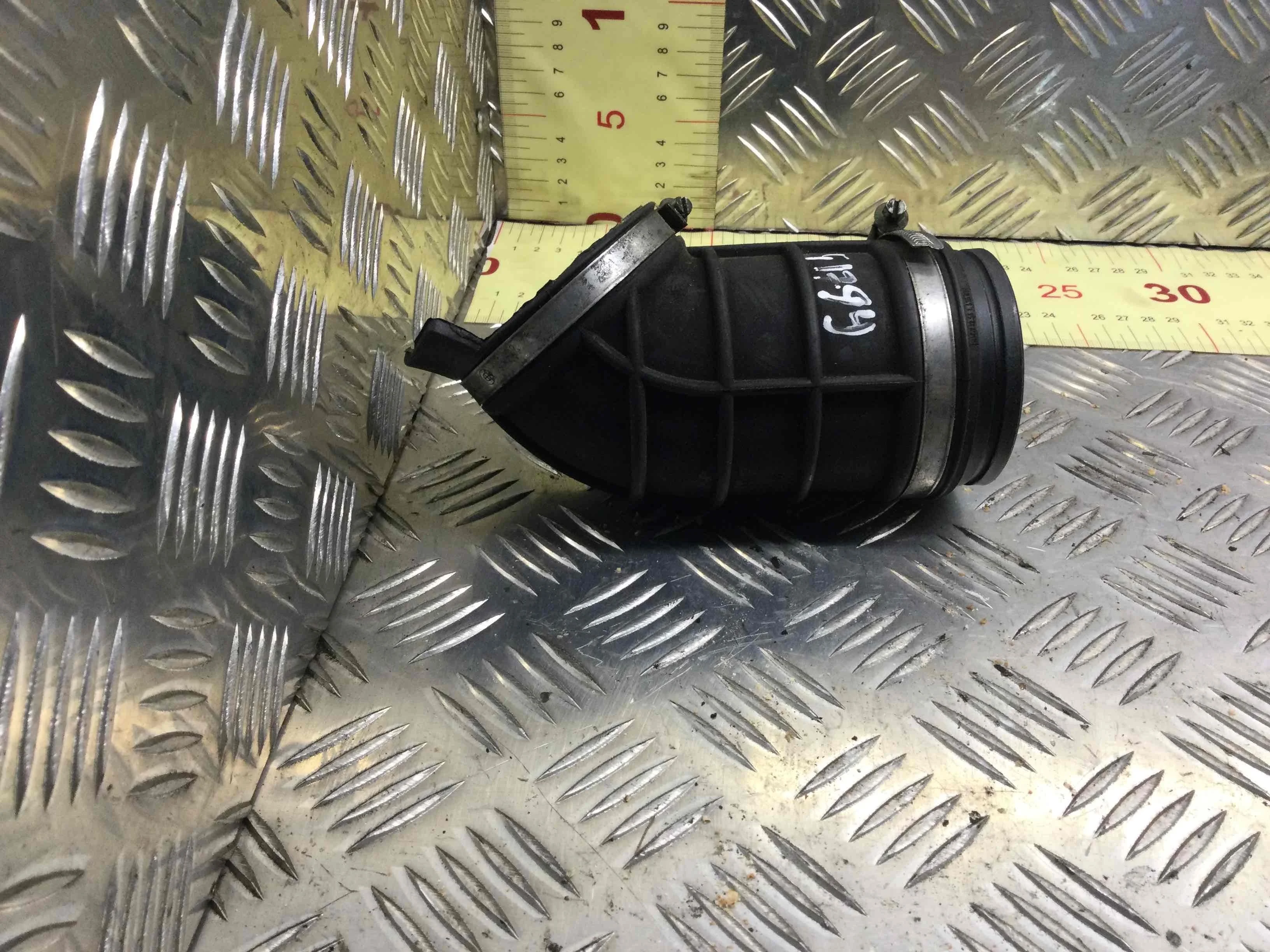 Патрубок воздушного фильтра BMW 3-Series 3-Series E46 1998 - 2006 бензин 2.0 i Механика Седан