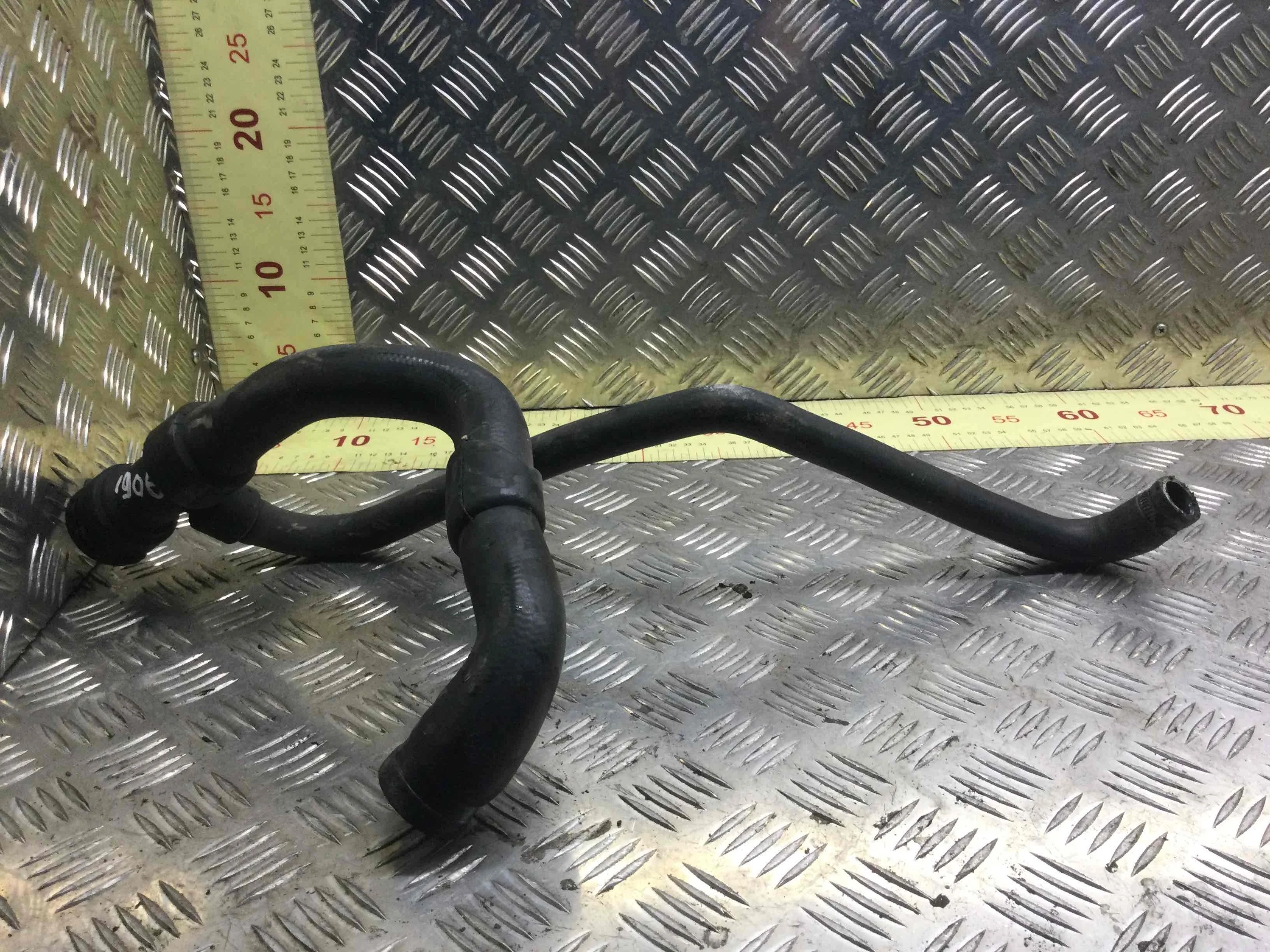 Патрубок радиатора Audi A4 B5 [рестайлинг] (1999-2001) бензин 1.6 i Механика Седан