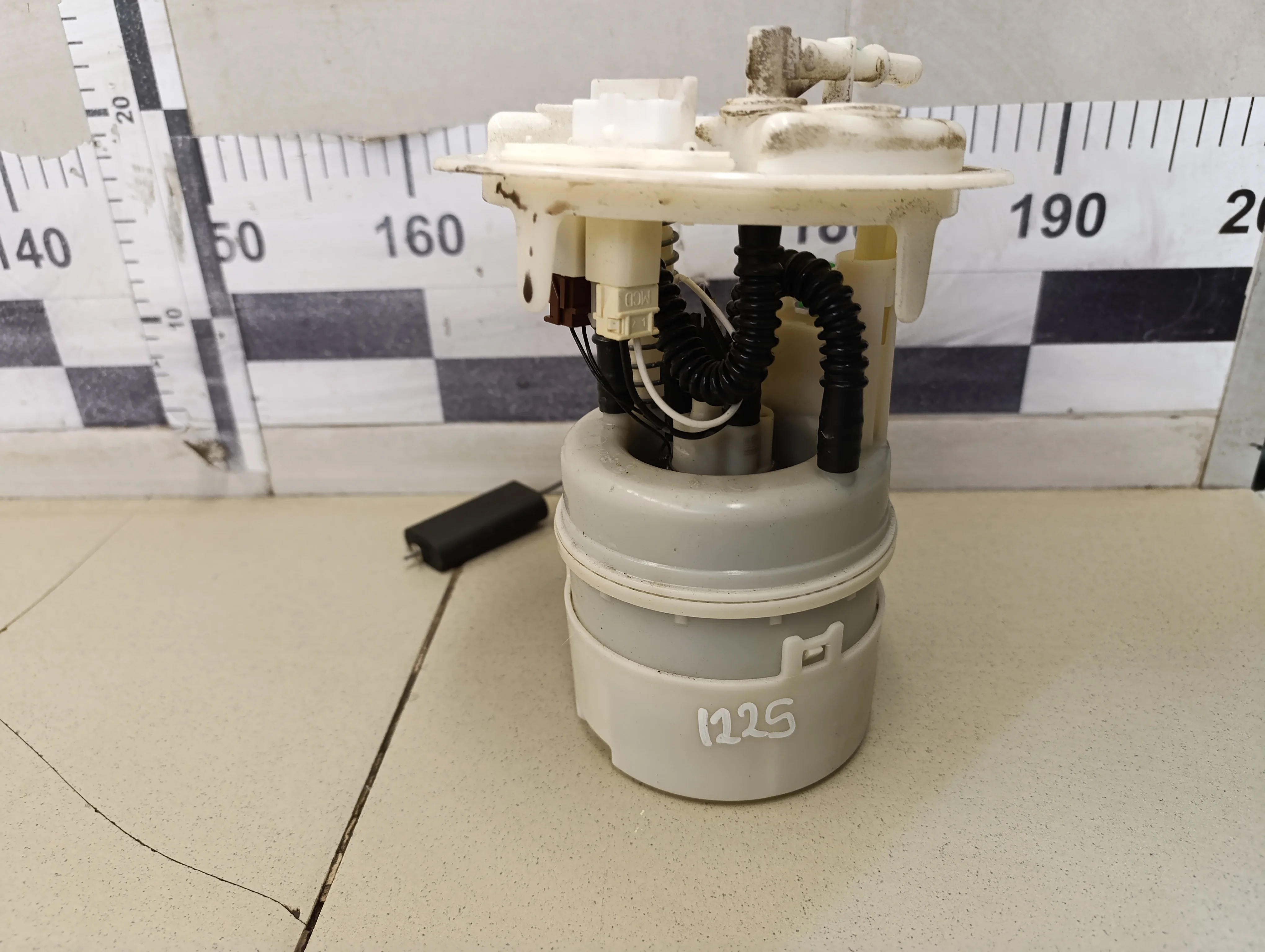 Насос топливный электрический C4 2005-2011