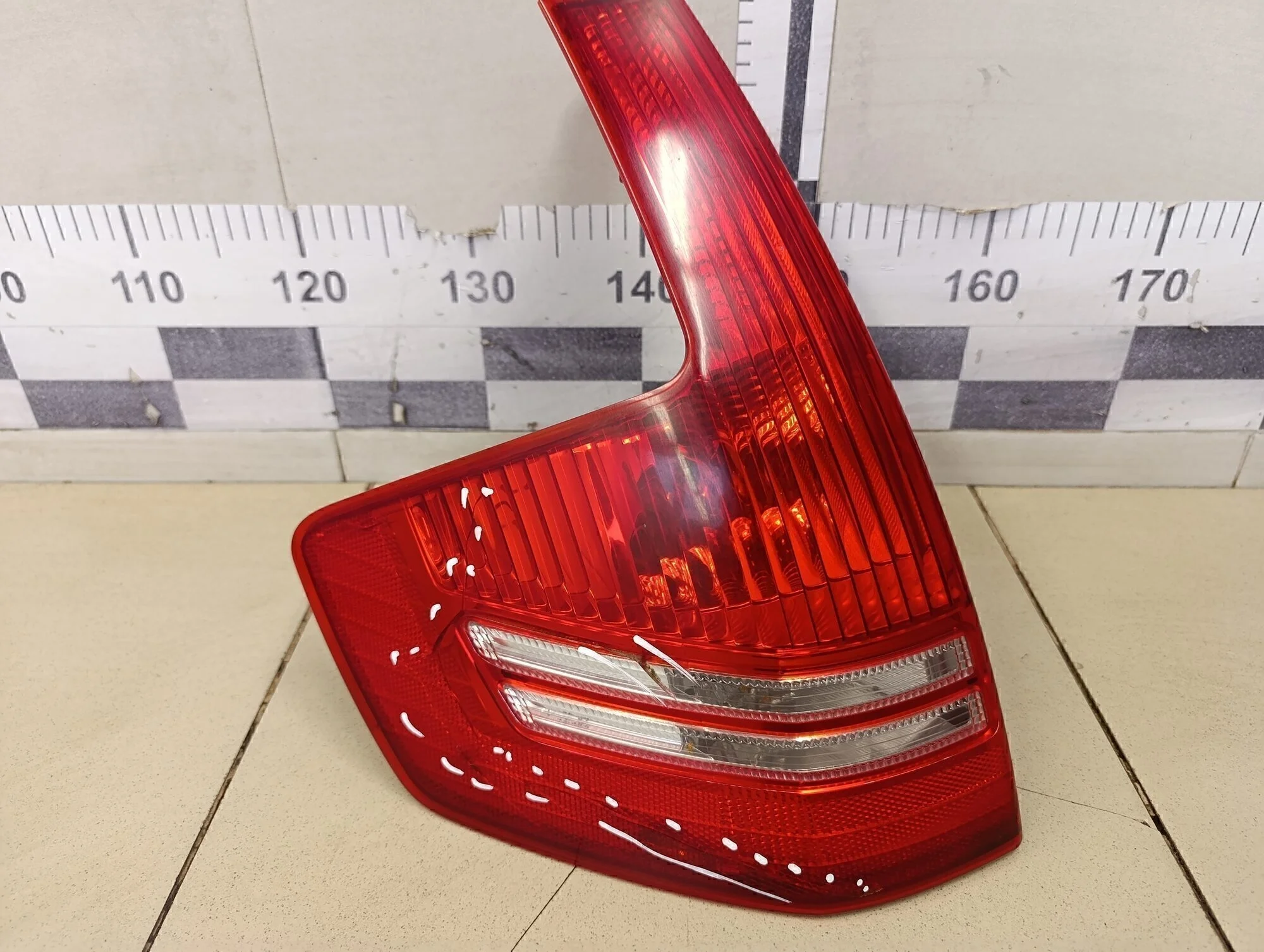 Фонарь задний левый C4 2005-2011