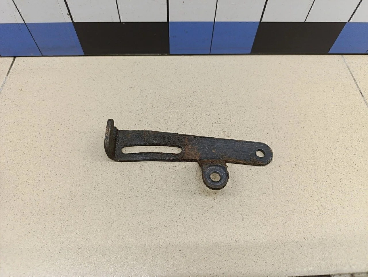 Планка натяжения ремня генератора Accent II (+ТАГАЗ) 2000-2012