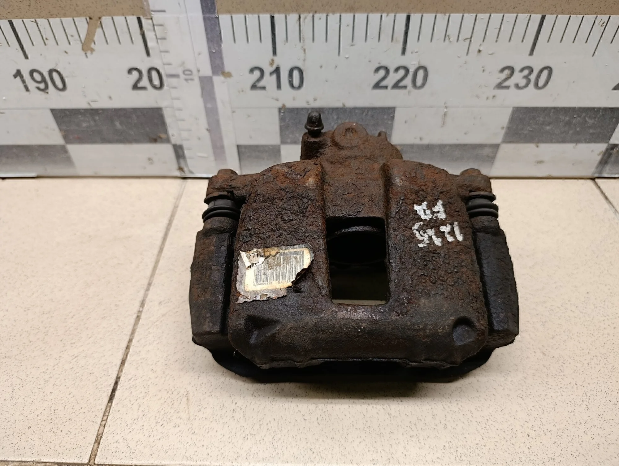 Суппорт передний правый C4 2005-2011